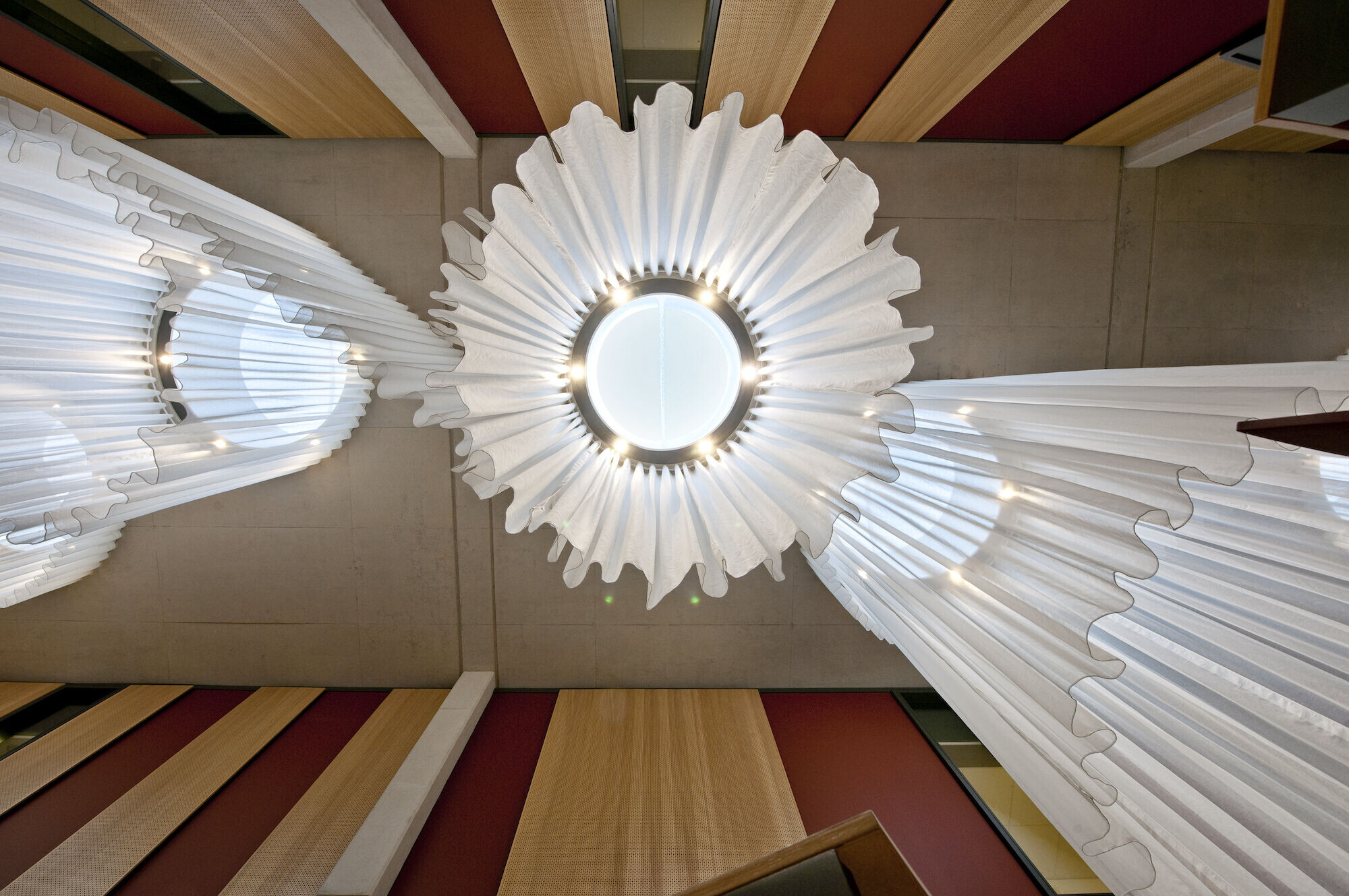 https://archello.com/story/117192/attachments/photos-videos/5 photo_credit Nigel Young / Foster + Partners