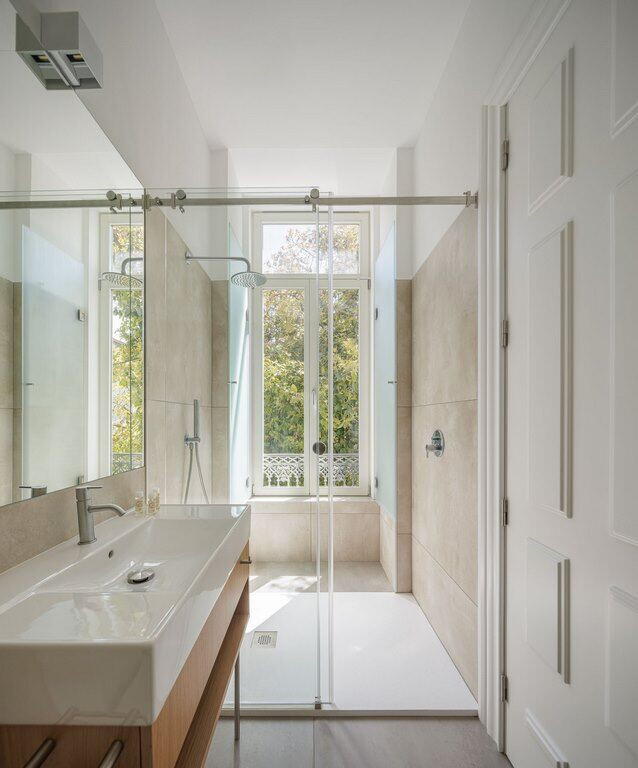 https://archello.com/story/117198/attachments/photos-videos/17 photo_credit Ivo Tavares Studio (https://www.ivotavares.net)