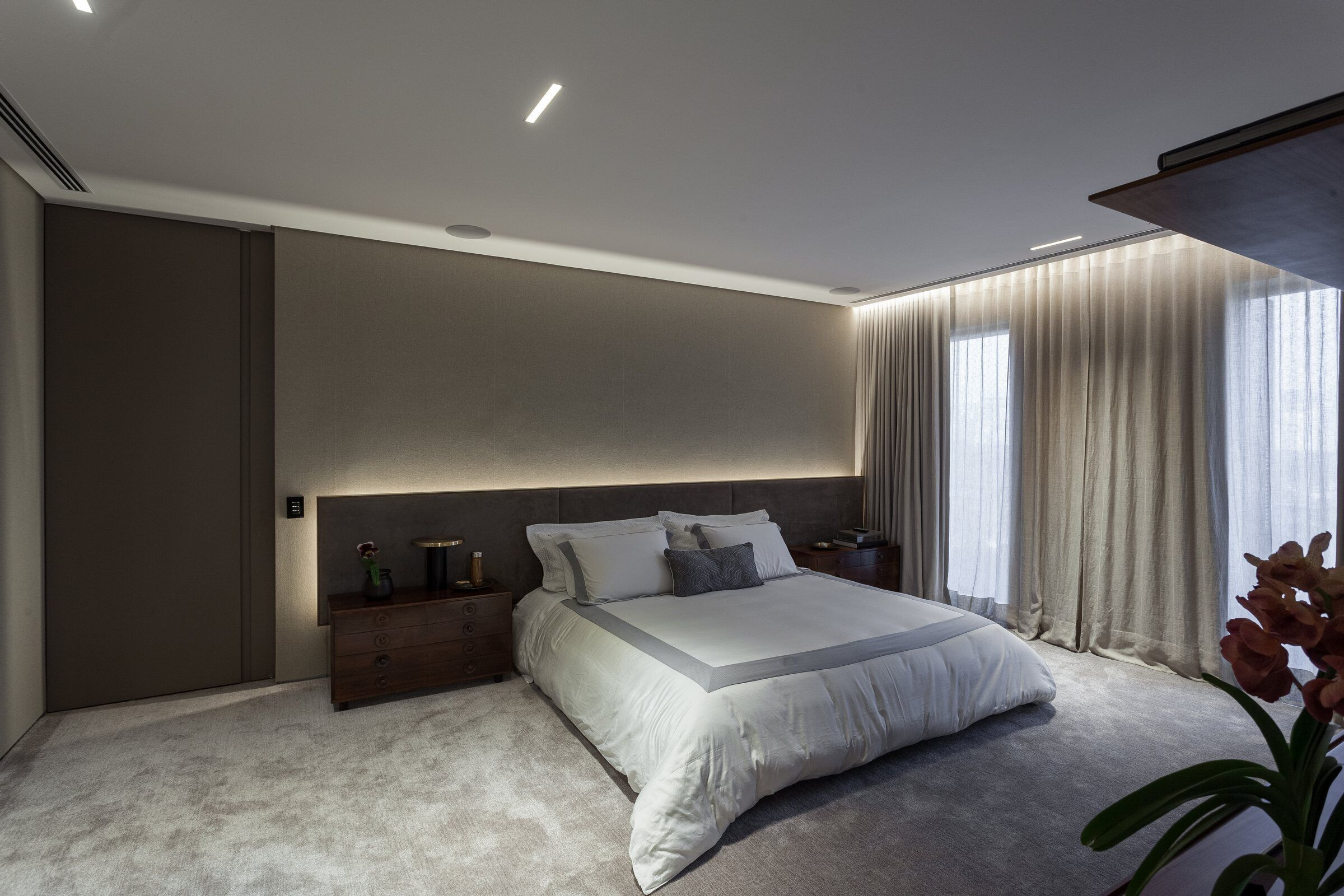 https://archello.com/story/117318/attachments/photos-videos/46 photo_credit Tuca Reines