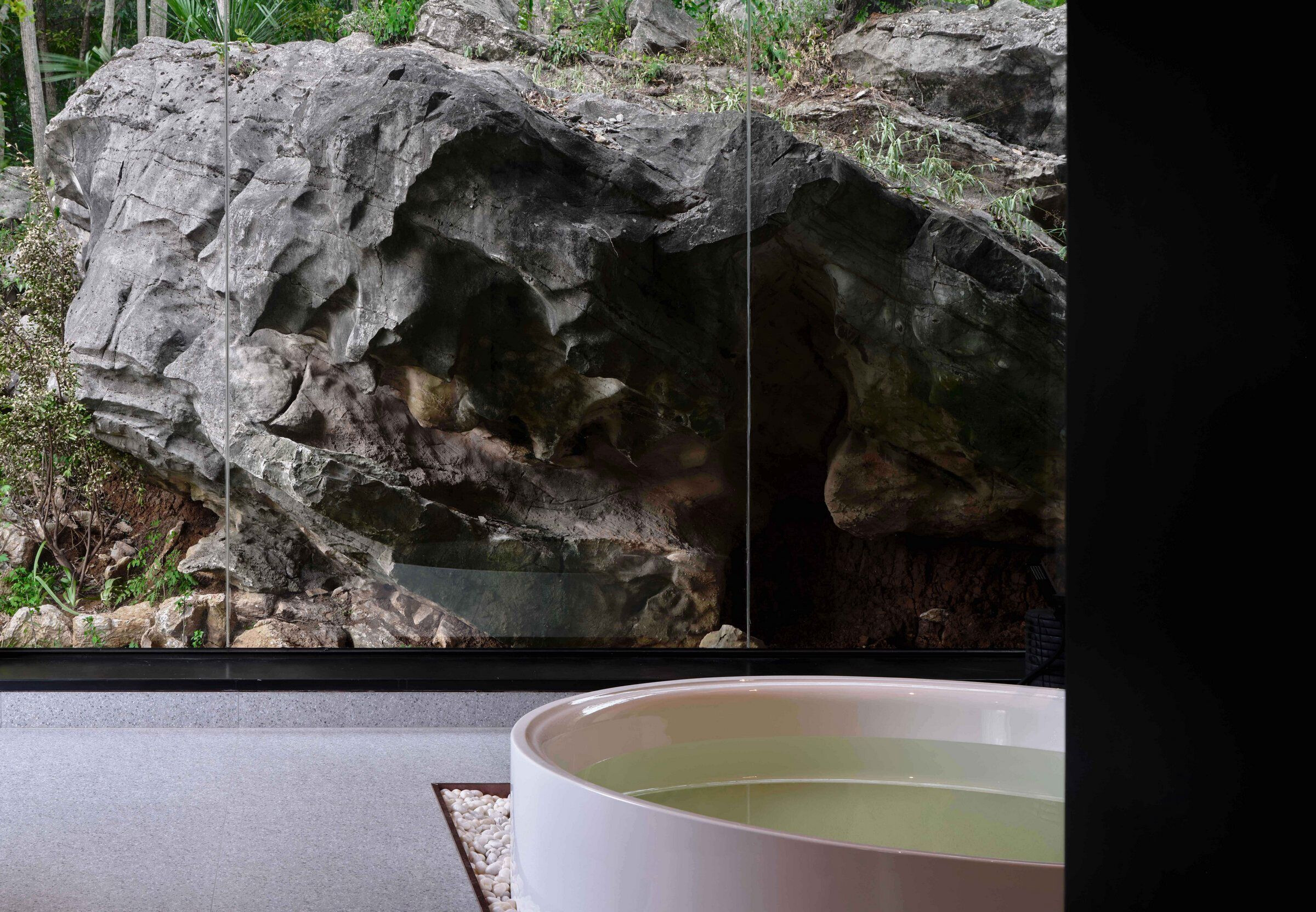https://archello.com/story/117336/attachments/photos-videos/19 photo_credit AOGVISION