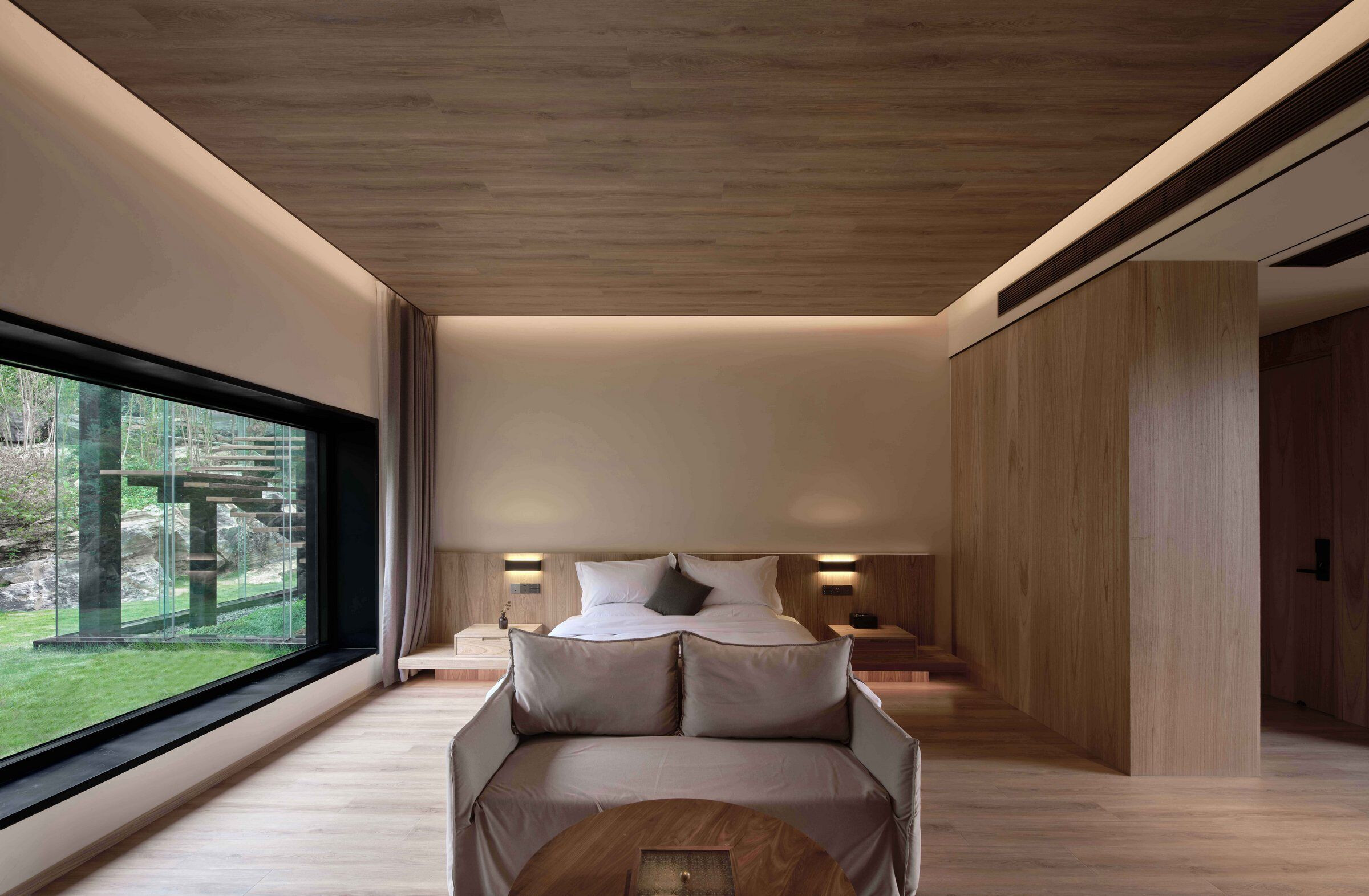 https://archello.com/story/117336/attachments/photos-videos/20 photo_credit AOGVISION