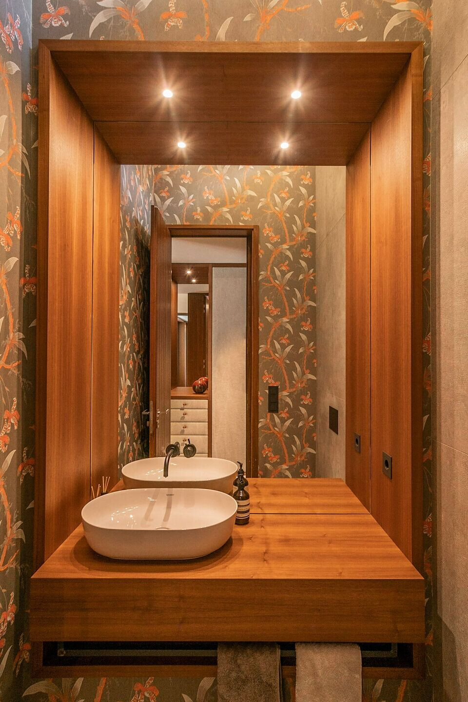 https://archello.com/story/117350/attachments/photos-videos/20 photo_credit Tobias Kreissl