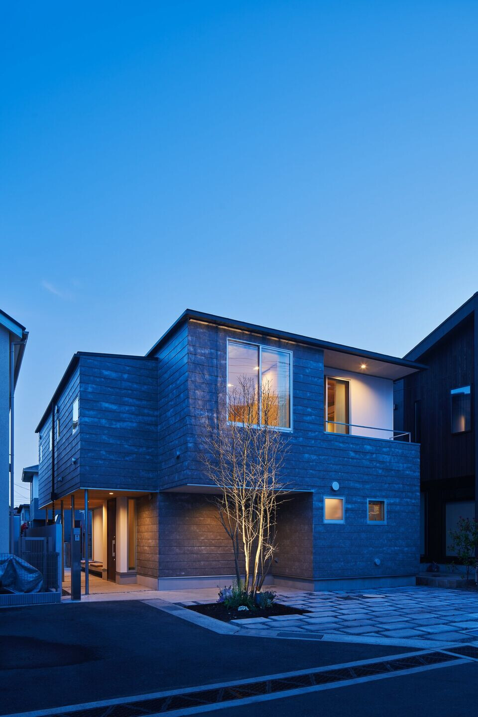 https://archello.com/story/117342/attachments/photos-videos/4 photo_credit Koji Fujii