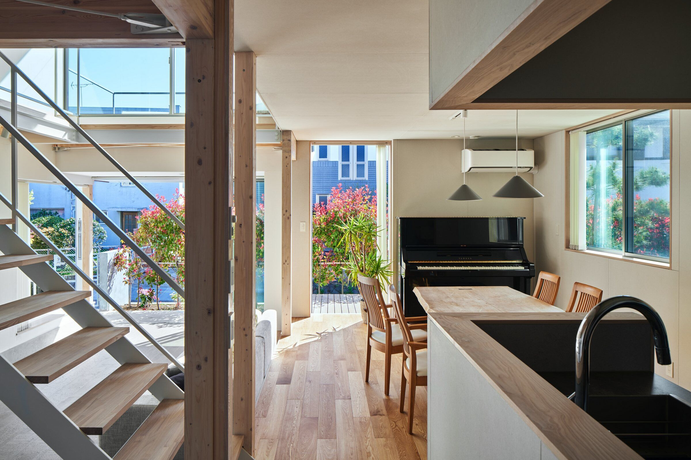 https://archello.com/story/117342/attachments/photos-videos/15 photo_credit Koji Fujii