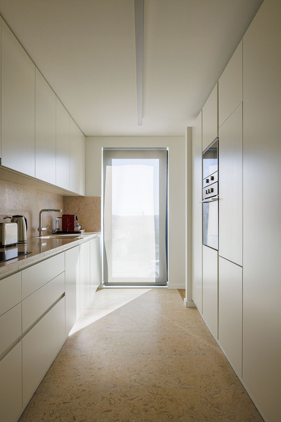 https://archello.com/story/117444/attachments/photos-videos/11 photo_credit Ivo Tavares Studio - Fotografia de arquitectura