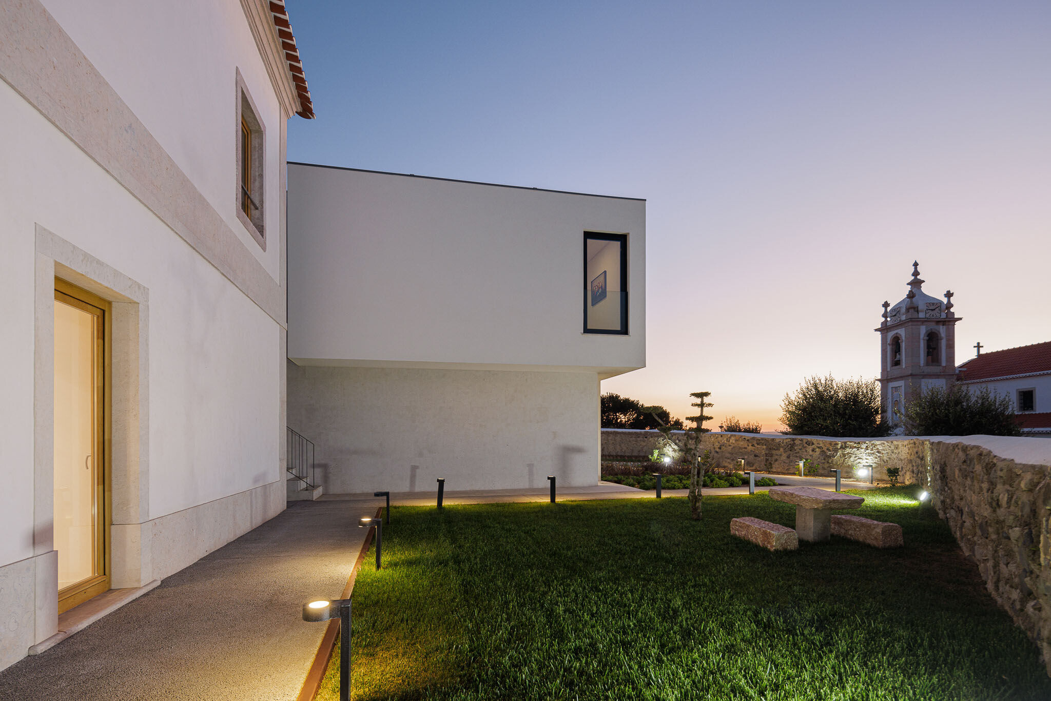 https://archello.com/story/117444/attachments/photos-videos/14 photo_credit Ivo Tavares Studio - Fotografia de arquitectura