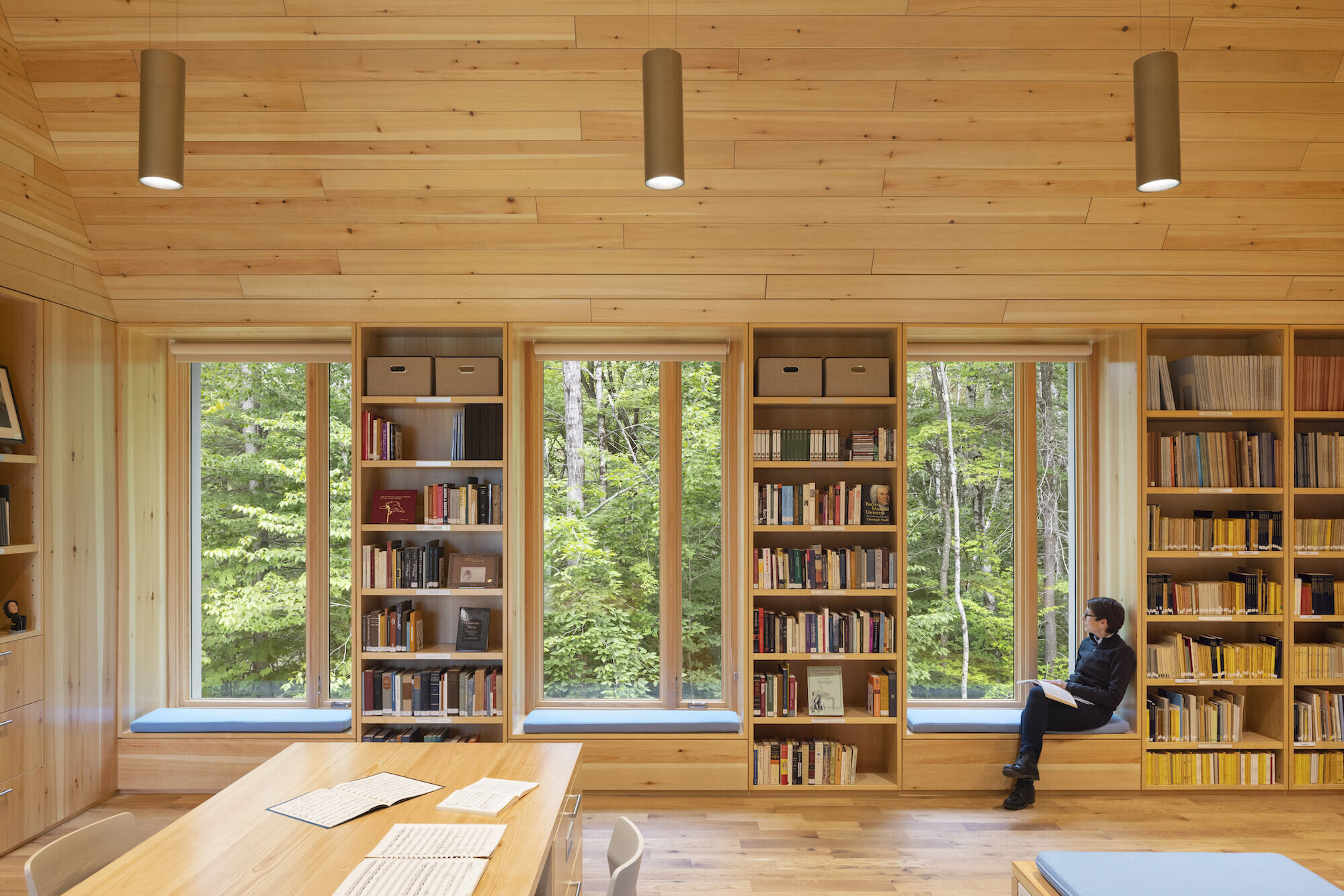 https://archello.com/story/117476/attachments/photos-videos/8 photo_credit Albert Vecerka/ Esto