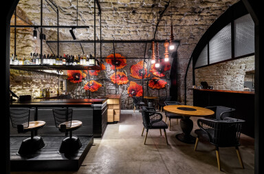 Loft Buro reinterprets Ukrainian identity via motifs and design in this gastronomic place in Lviv Loft Buro reinterprets Ukrainian identity via motifs and design in this gastronomic place in Lviv