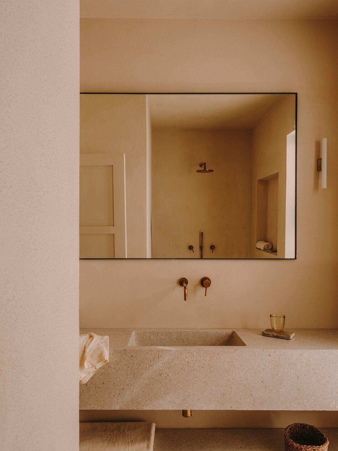 https://archello.com/story/117531/attachments/photos-videos/26 photo_credit Salva López