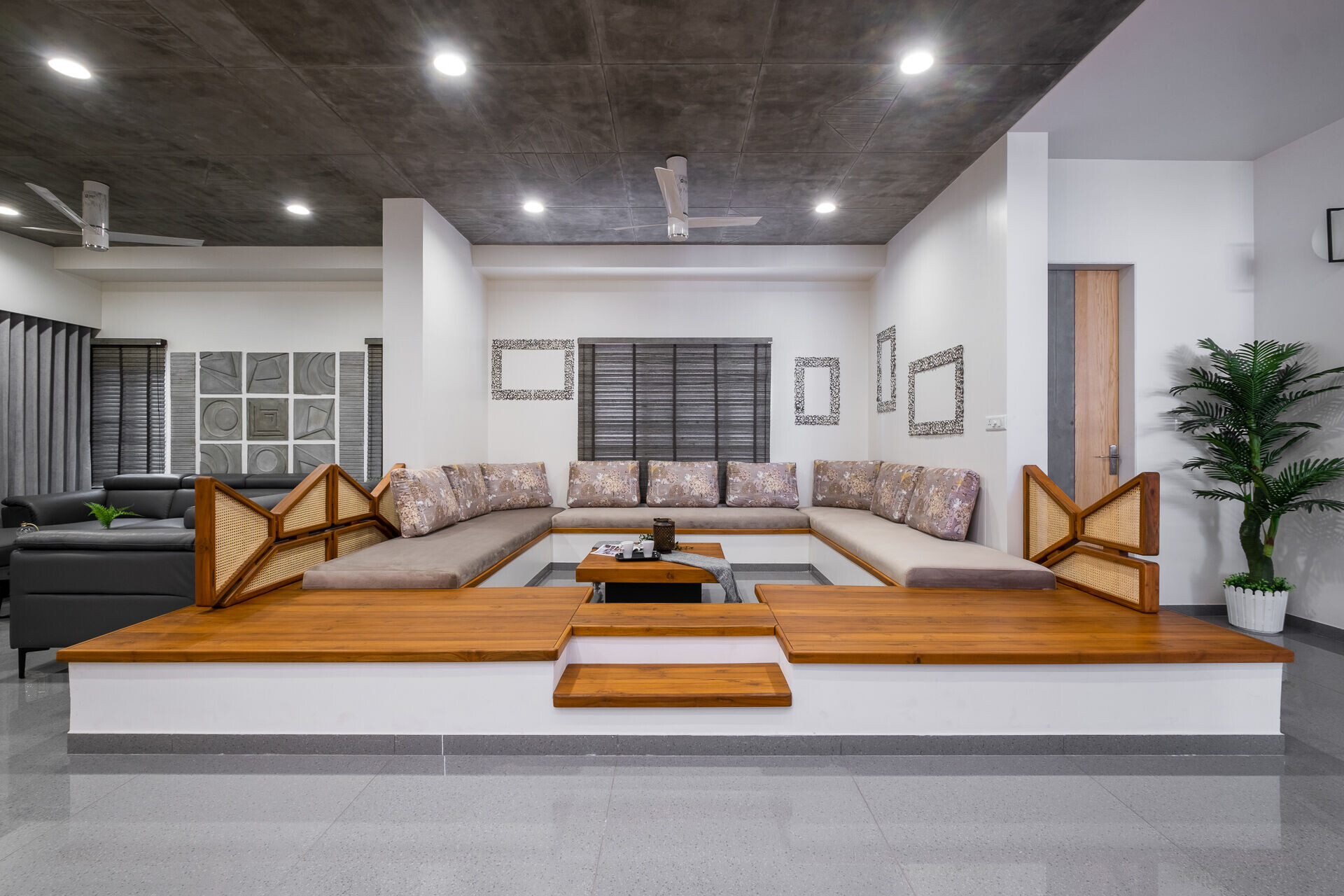 https://archello.com/story/117507/attachments/photos-videos/5 photo_credit Abhishek Shah