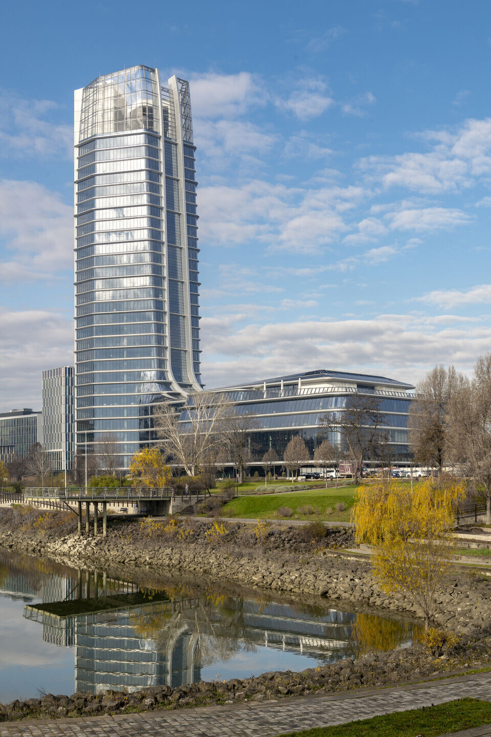 https://archello.com/story/117536/attachments/photos-videos/3 photo_credit Nigel Young / Foster + Partners