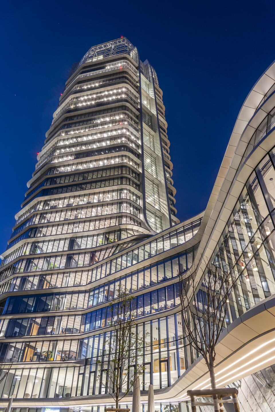 https://archello.com/story/117536/attachments/photos-videos/7 photo_credit Nigel Young / Foster + Partners
