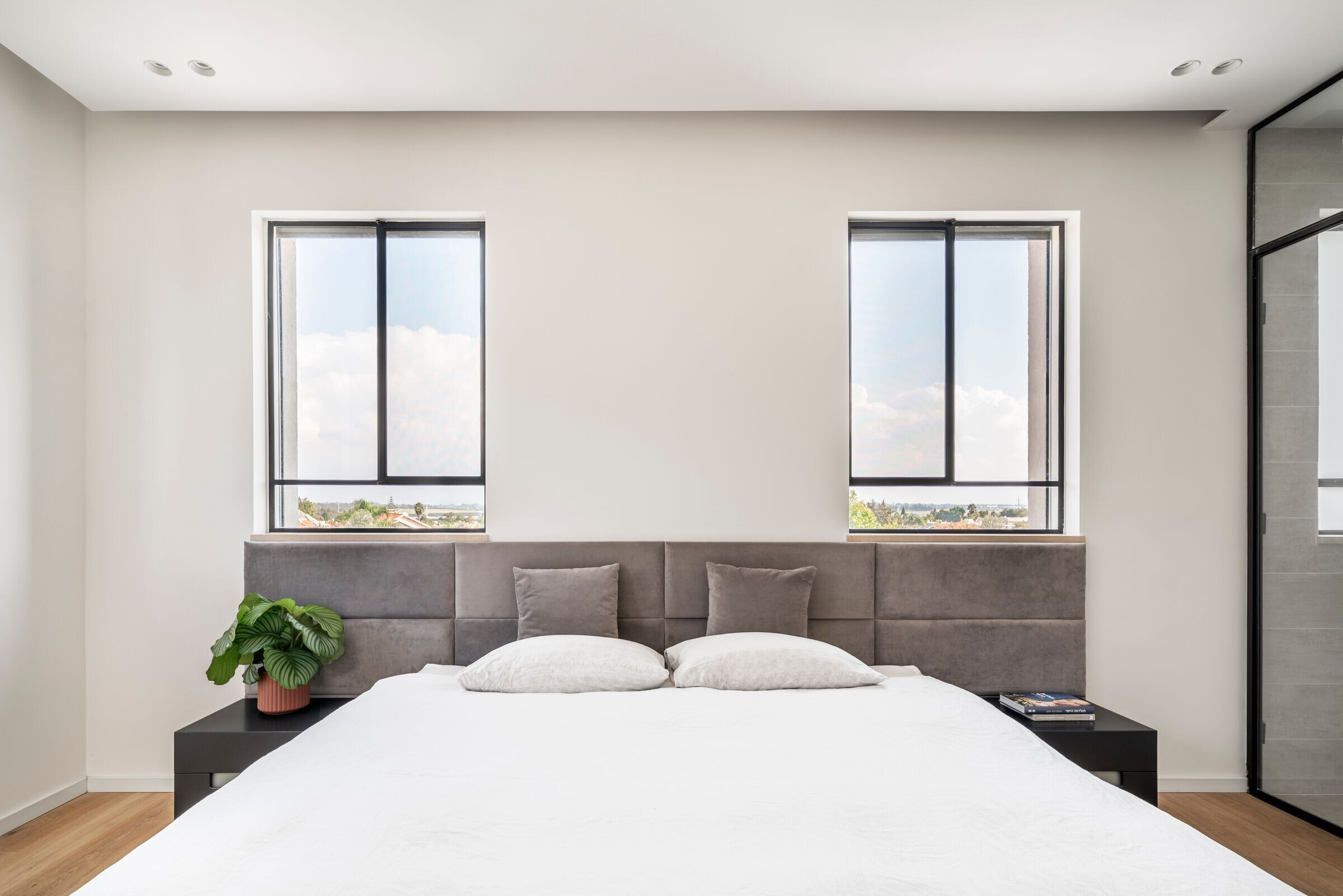 https://archello.com/story/117756/attachments/photos-videos/11 photo_credit Peled Studios - Yoav Peled