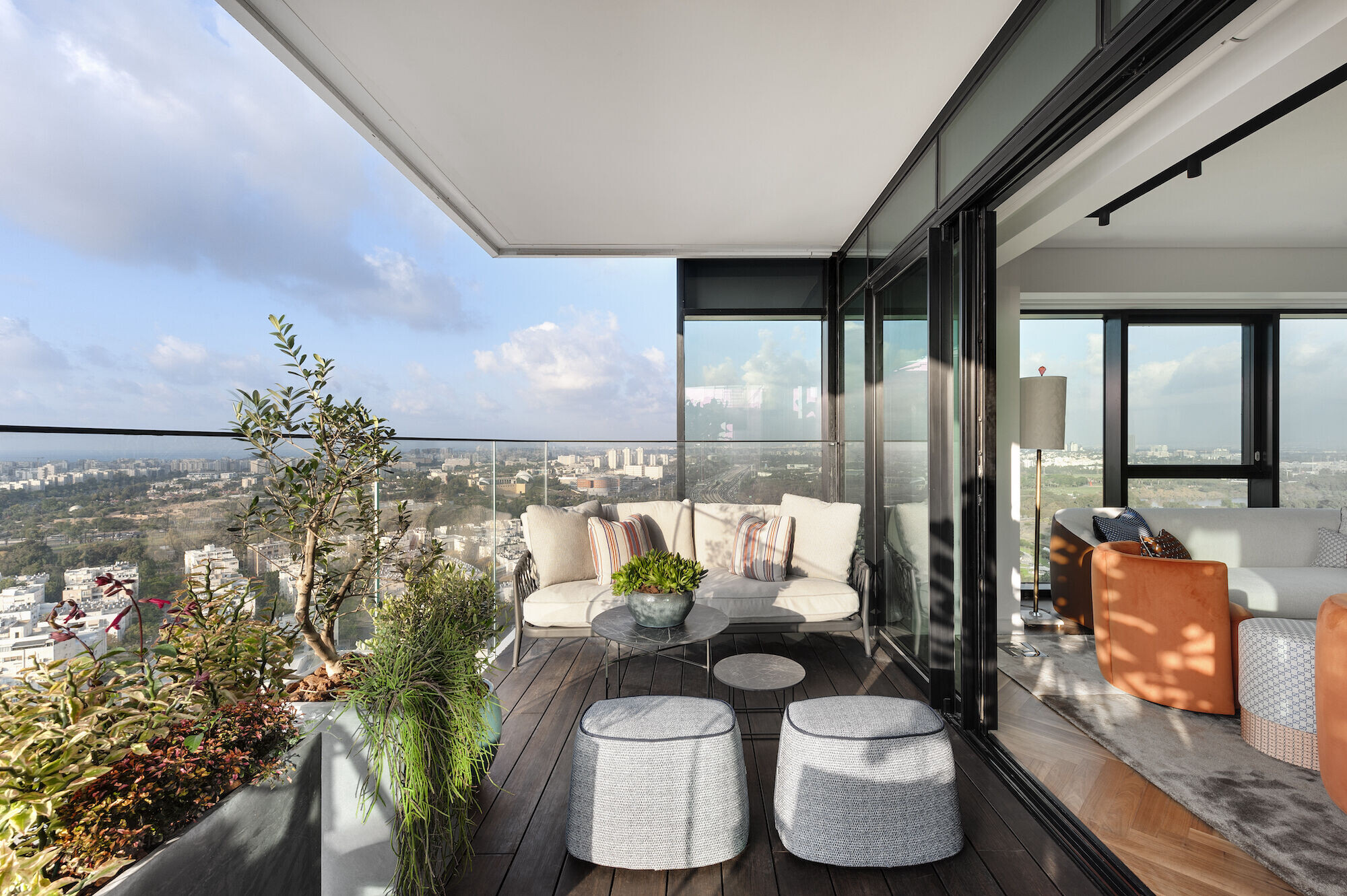 https://archello.com/story/117820/attachments/photos-videos/18 photo_credit Oded Smadar