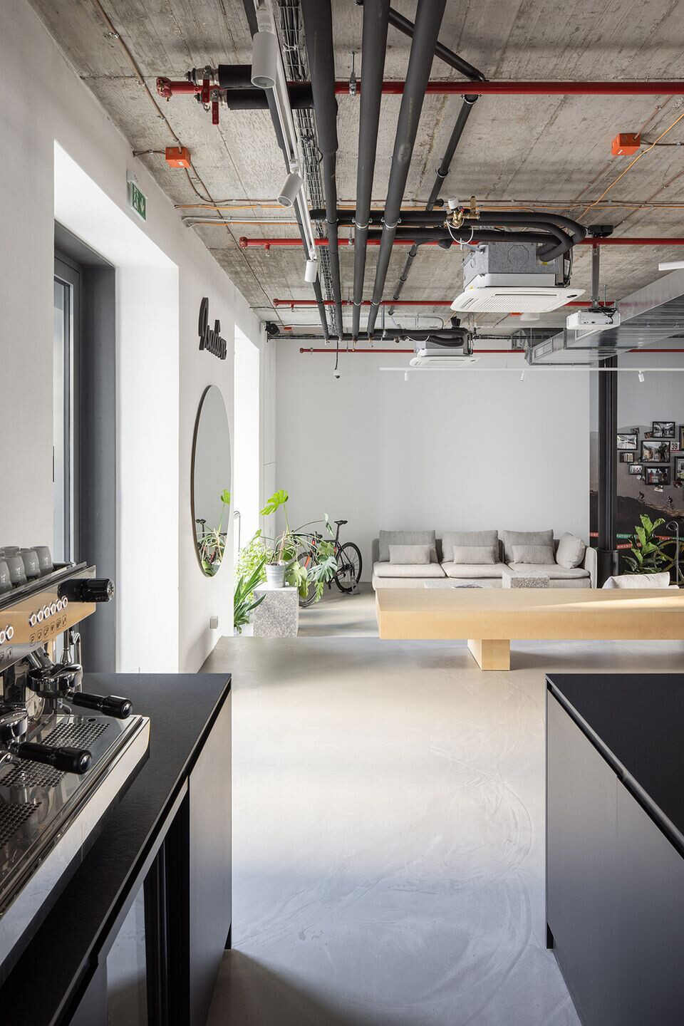 https://archello.com/story/117861/attachments/photos-videos/3 photo_credit Matej Hakár