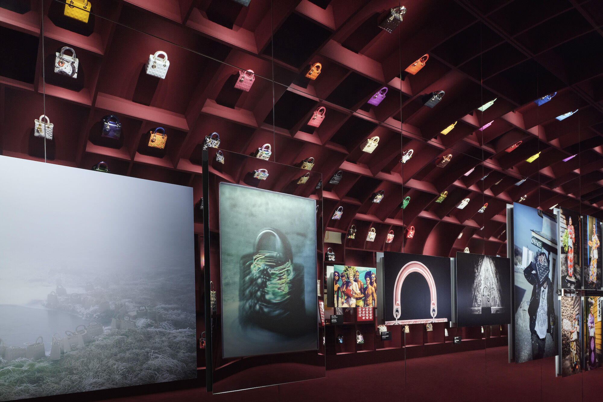 https://archello.com/story/117879/attachments/photos-videos/79 photo_credit Photography by Daici Ano, Courtesy of Dior