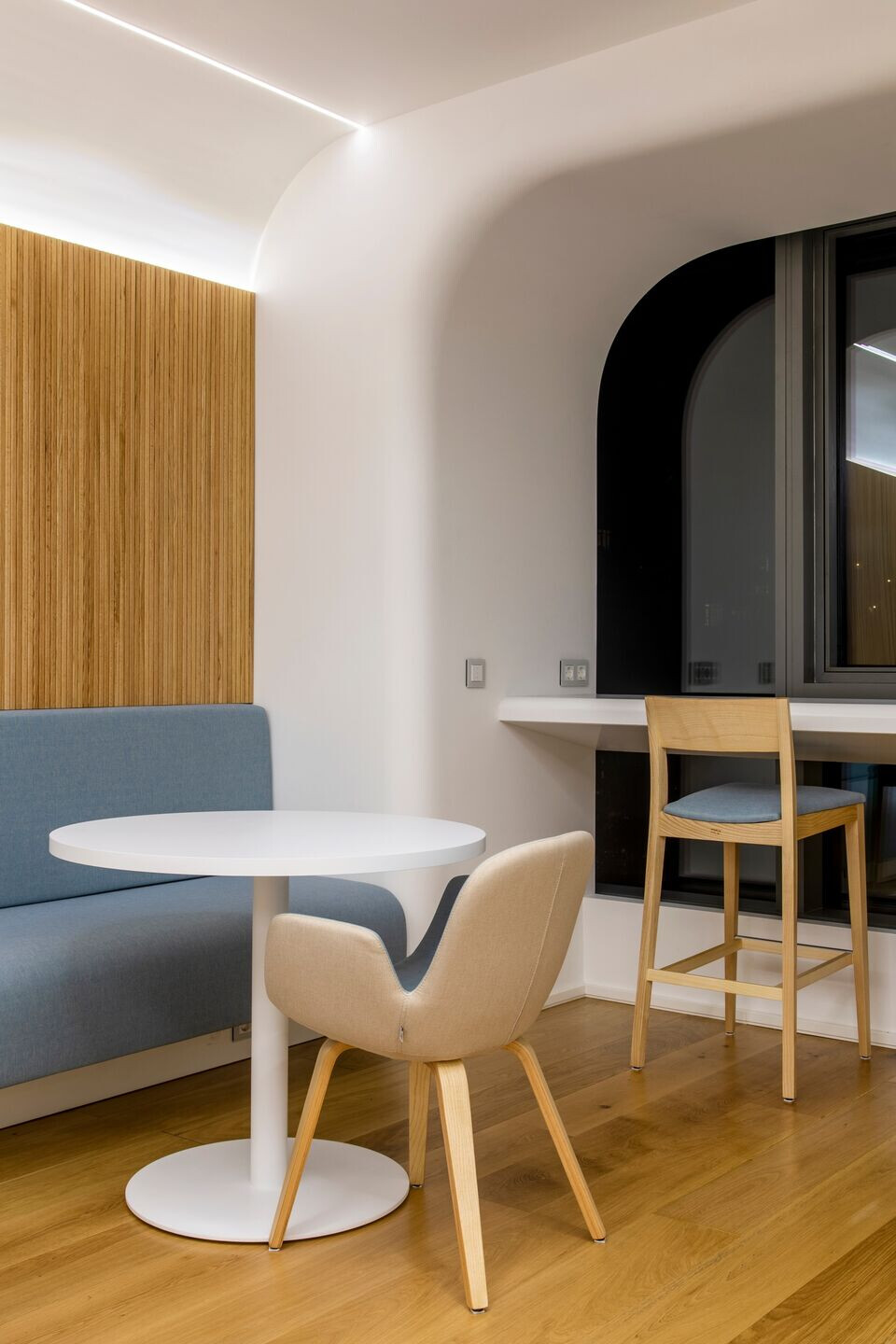 https://archello.com/story/117853/attachments/photos-videos/38 photo_credit Alt Kat Architectural Photography
