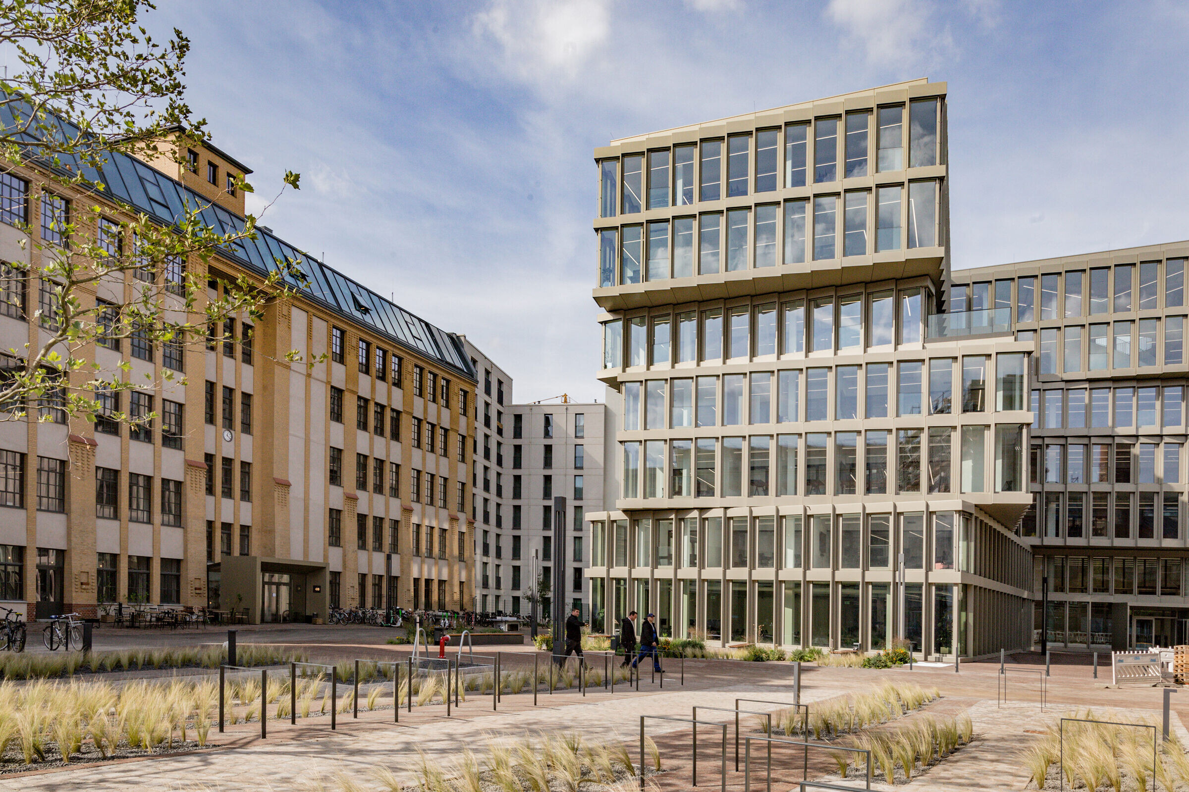 https://archello.com/story/117977/attachments/photos-videos/5 photo_credit © Noam Rosenthal/ Trockland