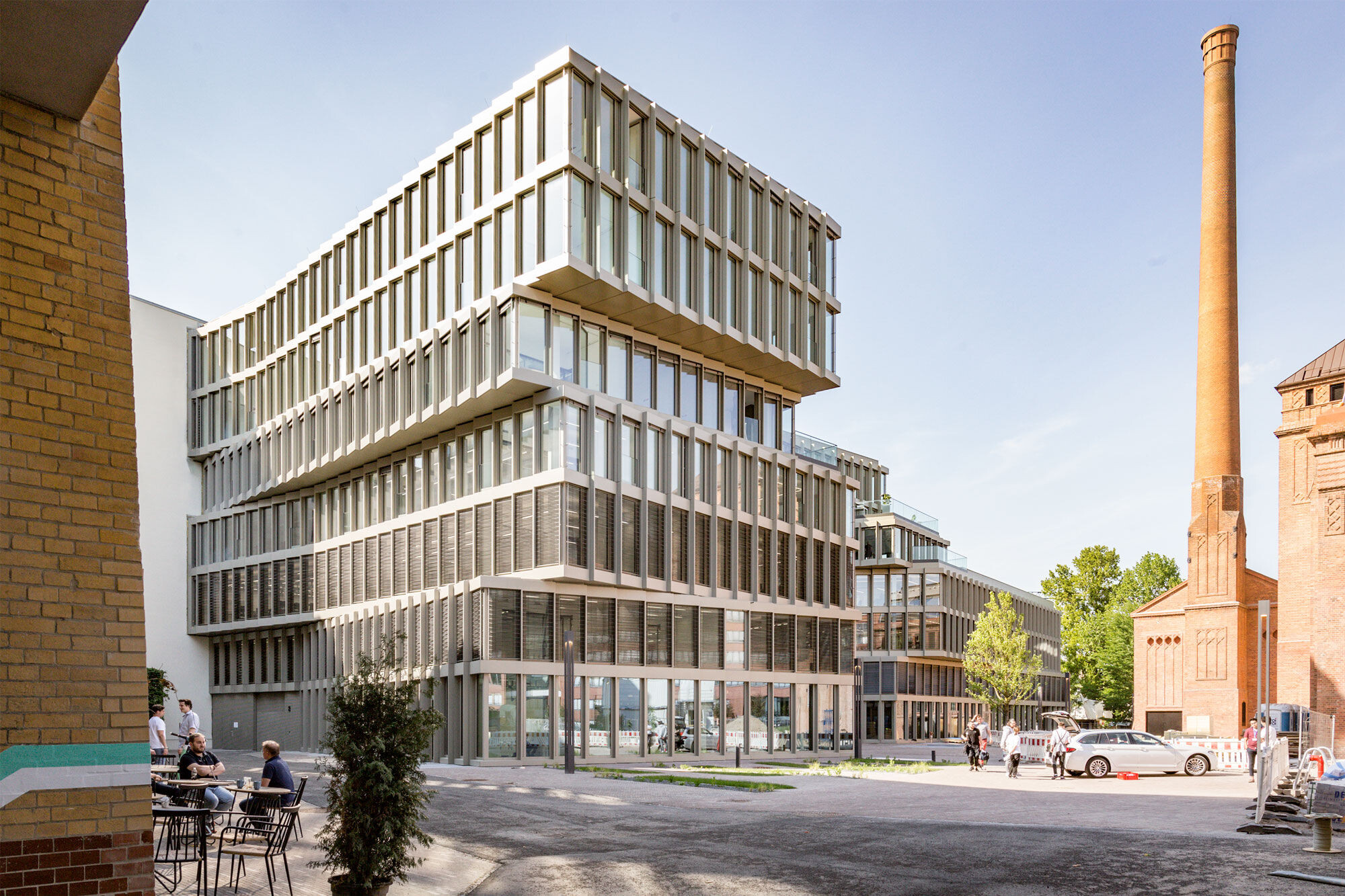 https://archello.com/story/117977/attachments/photos-videos/7 photo_credit © Noam Rosenthal/ Trockland