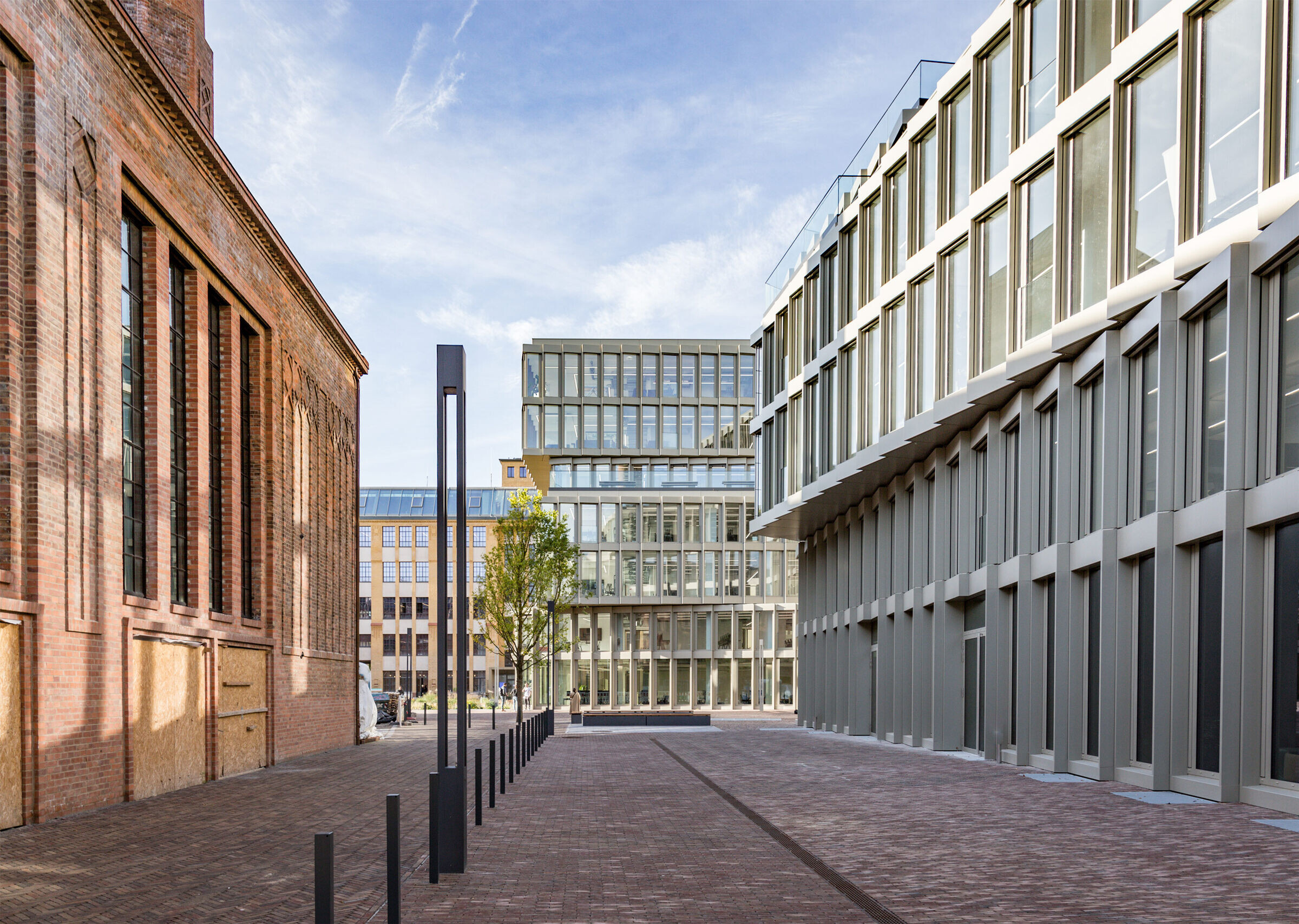 https://archello.com/story/117977/attachments/photos-videos/10 photo_credit © Noam Rosenthal/ Trockland