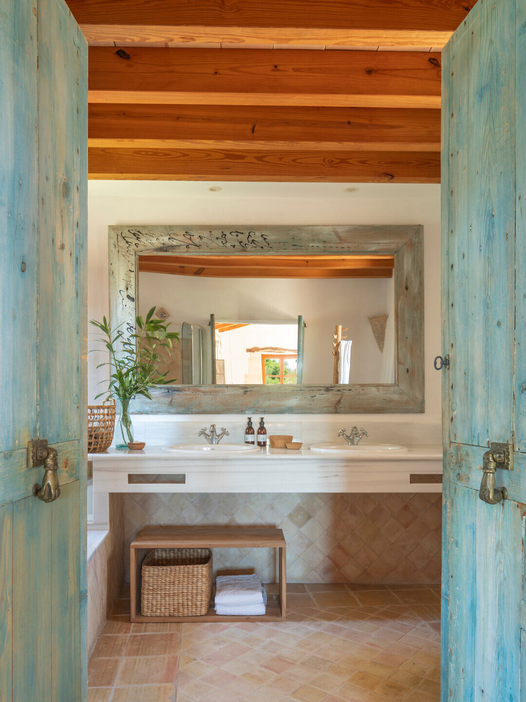 https://archello.com/story/118188/attachments/photos-videos/9 photo_credit Mauricio Fuertes