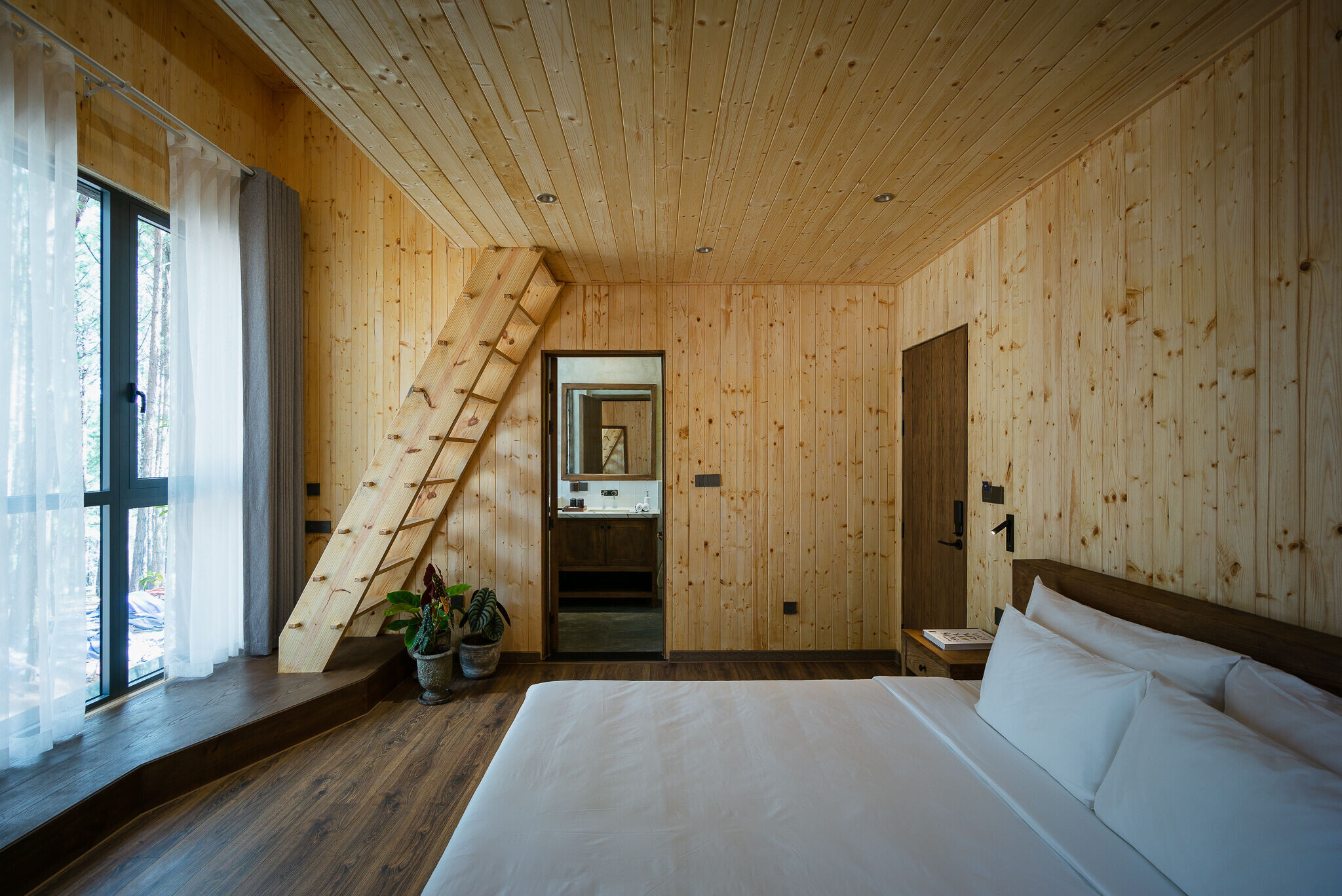 https://archello.com/story/118198/attachments/photos-videos/21 photo_credit Quang Tran