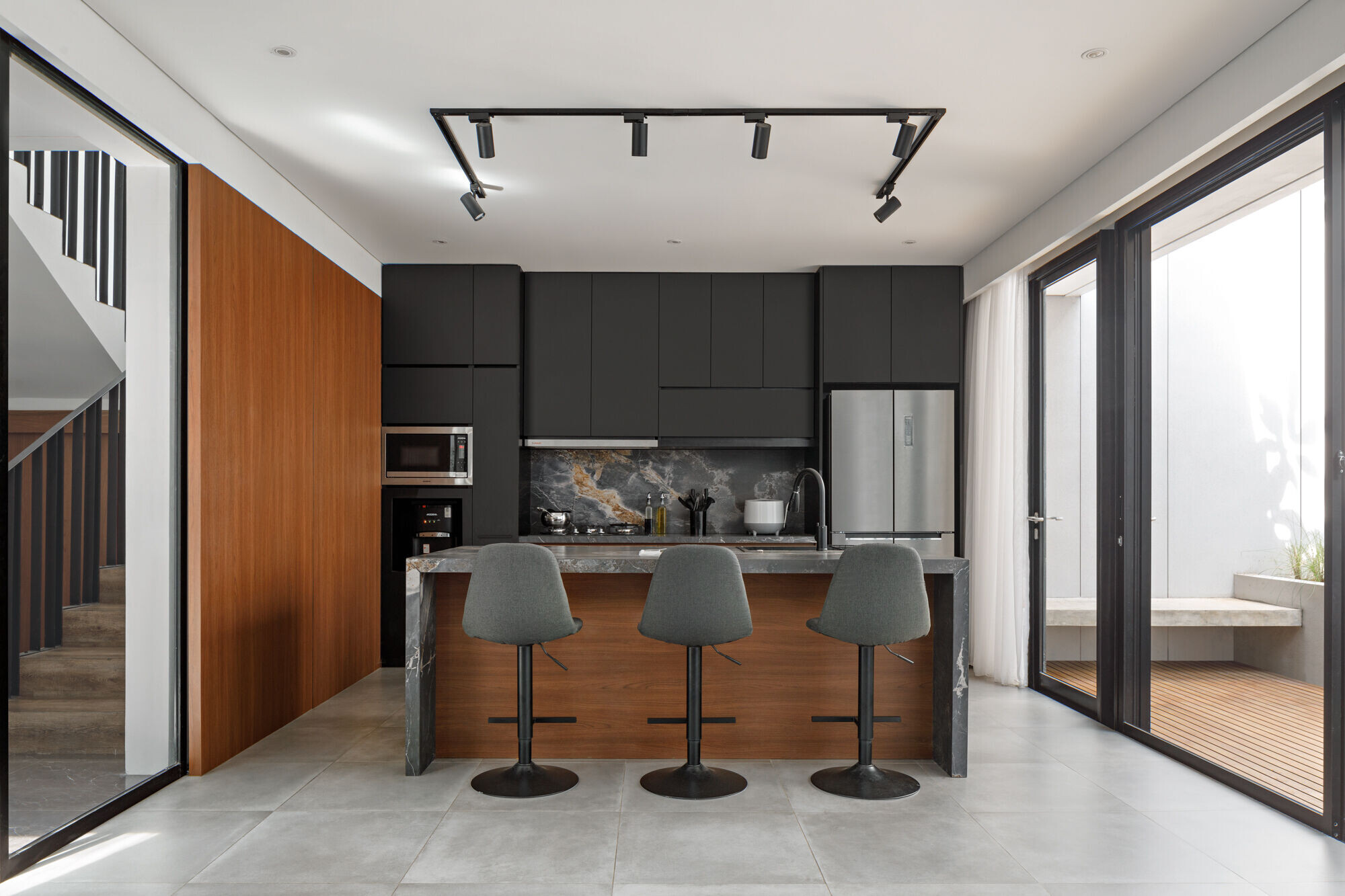 https://archello.com/story/118229/attachments/photos-videos/7 photo_credit Mario Wibowo & Daniel Jiang