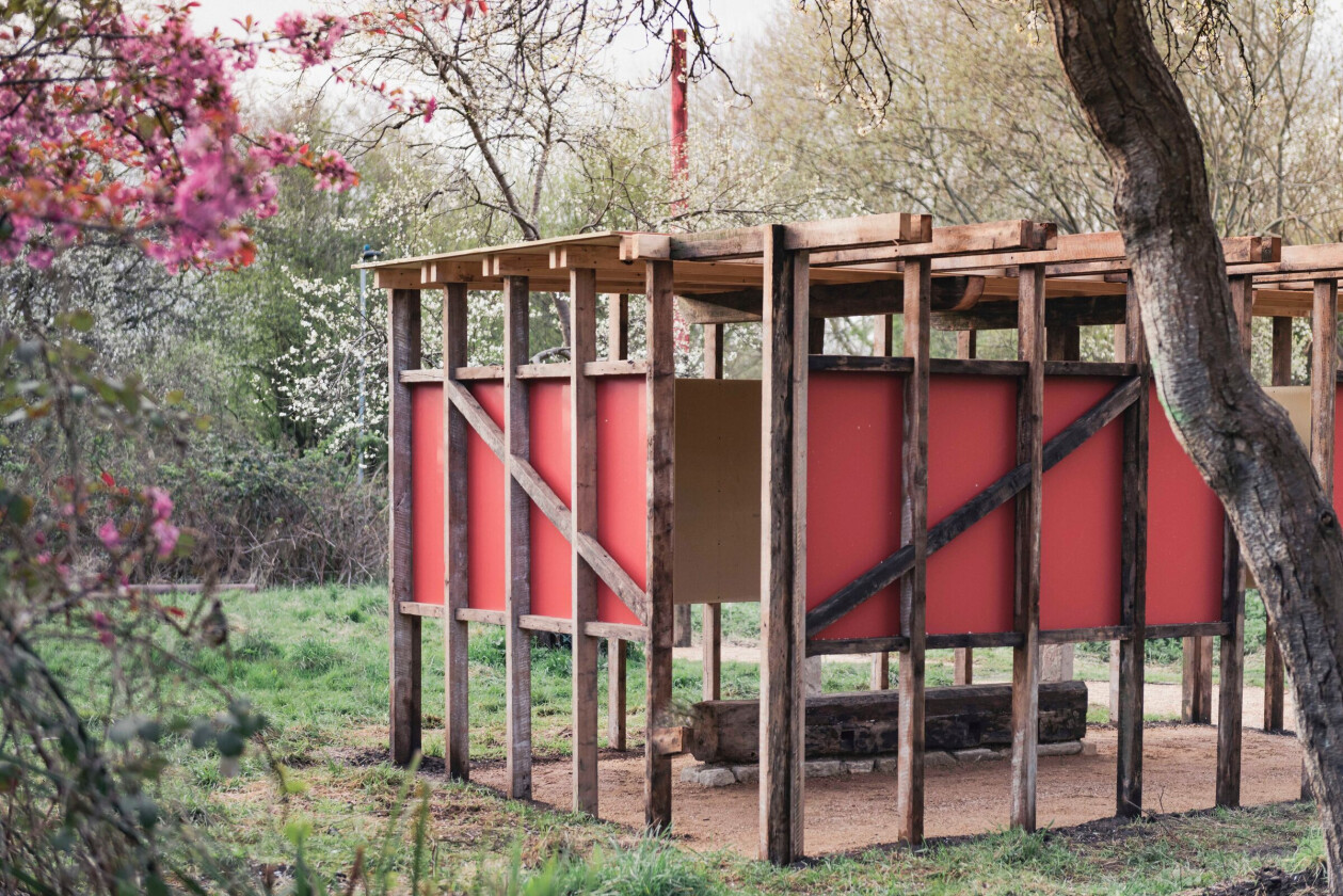 Artel31 designs a temporary pavilion with reclaimed materials on a disused railway site in Bristol