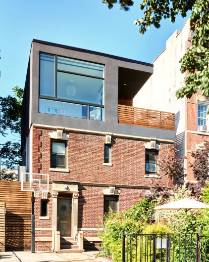 Modern Rooftop Addition To Carriage House