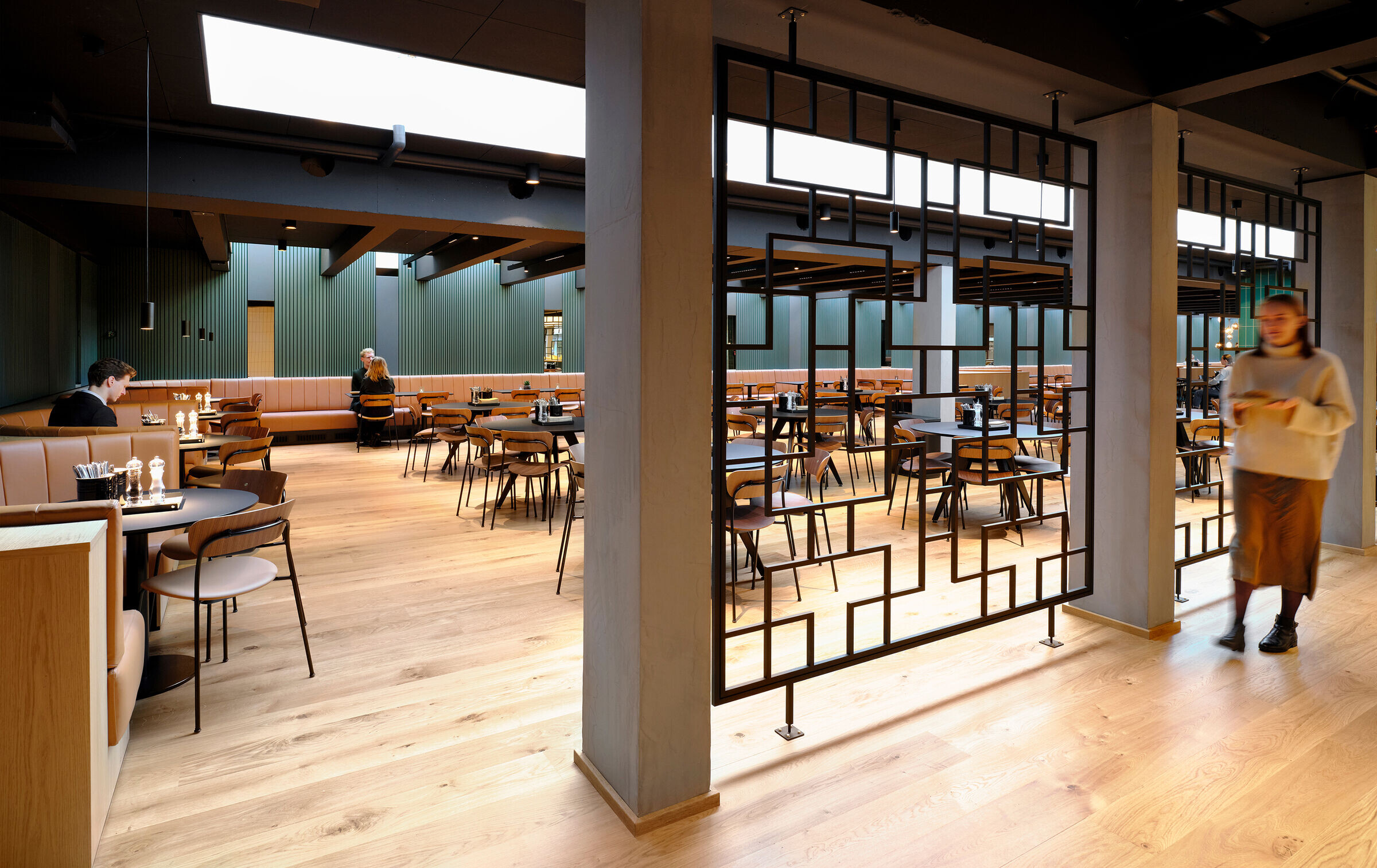 https://archello.com/story/118494/attachments/photos-videos/3 photo_credit Peter Kam