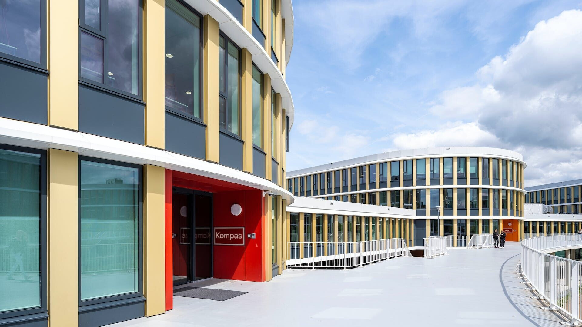 https://archello.com/story/118612/attachments/photos-videos/4