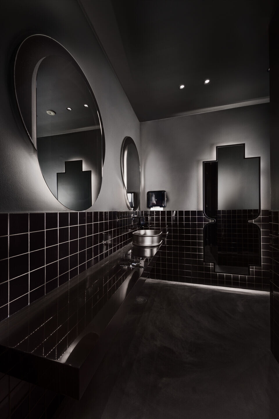 https://archello.com/story/118640/attachments/photos-videos/12 photo_credit Janez Marolt