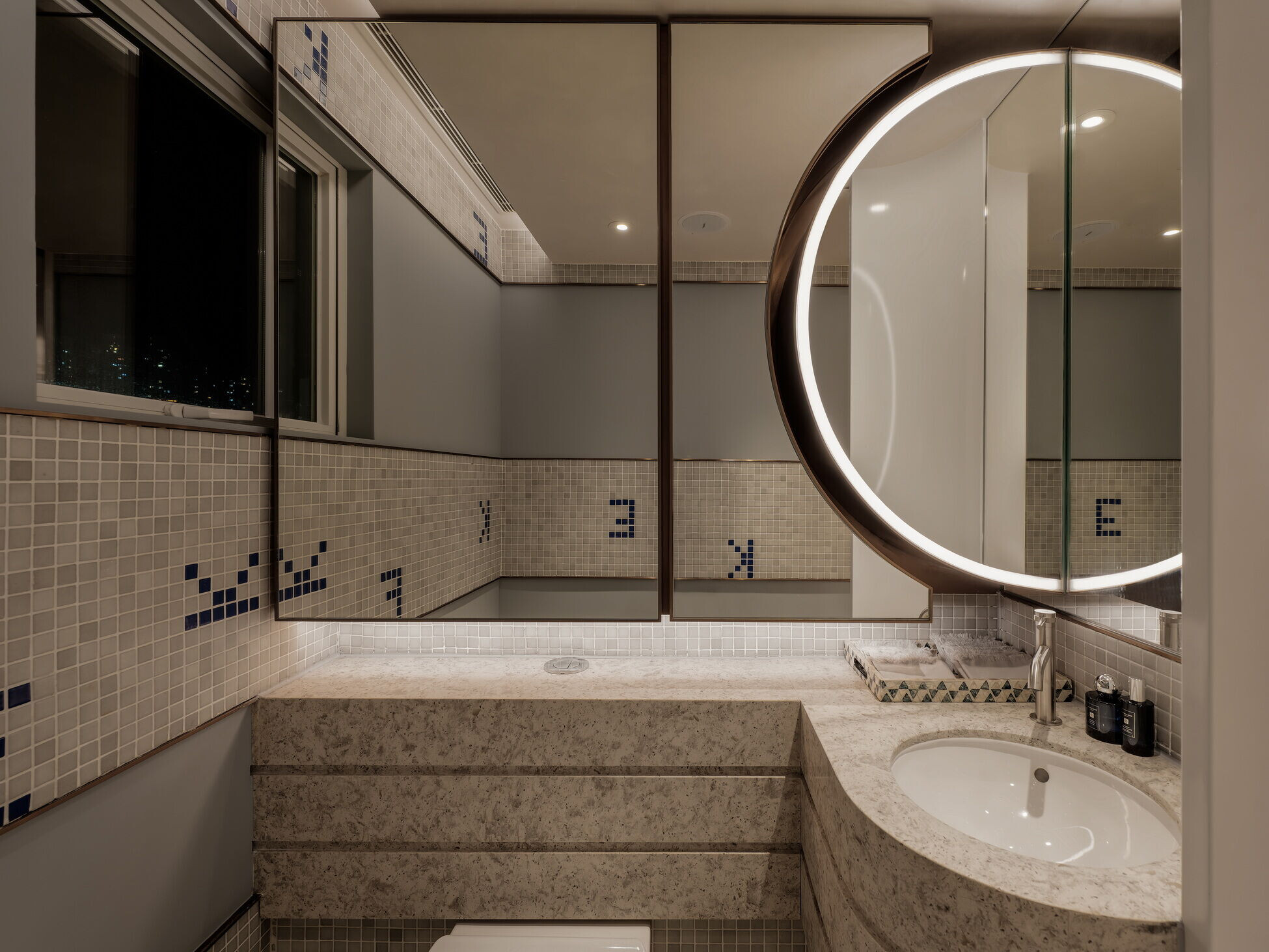 https://archello.com/story/119066/attachments/photos-videos/16 photo_credit Steven Ko