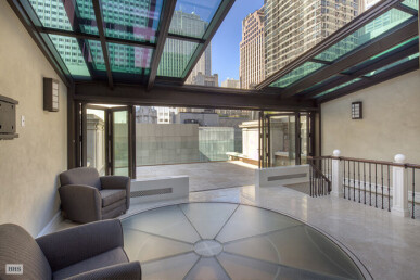 Residence NYC - Bi part Retractable roof