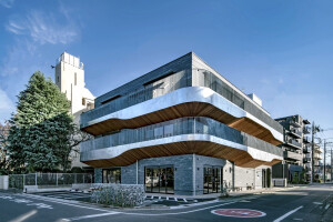 Enhako Building