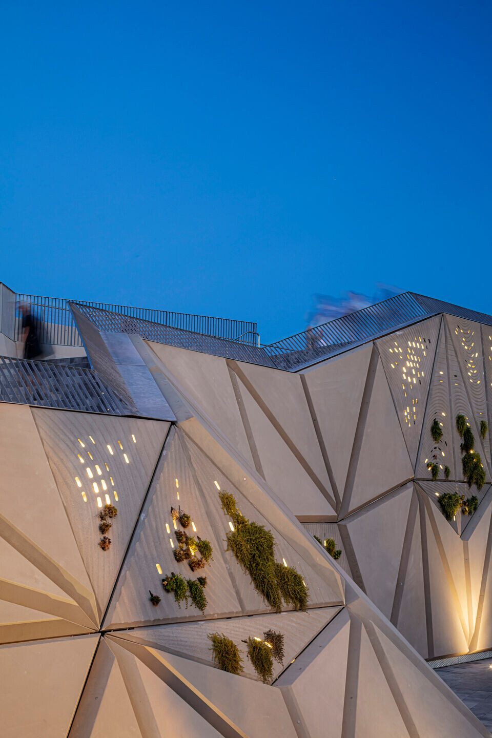 https://archello.com/story/119181/attachments/photos-videos/22 photo_credit Adrià Goula