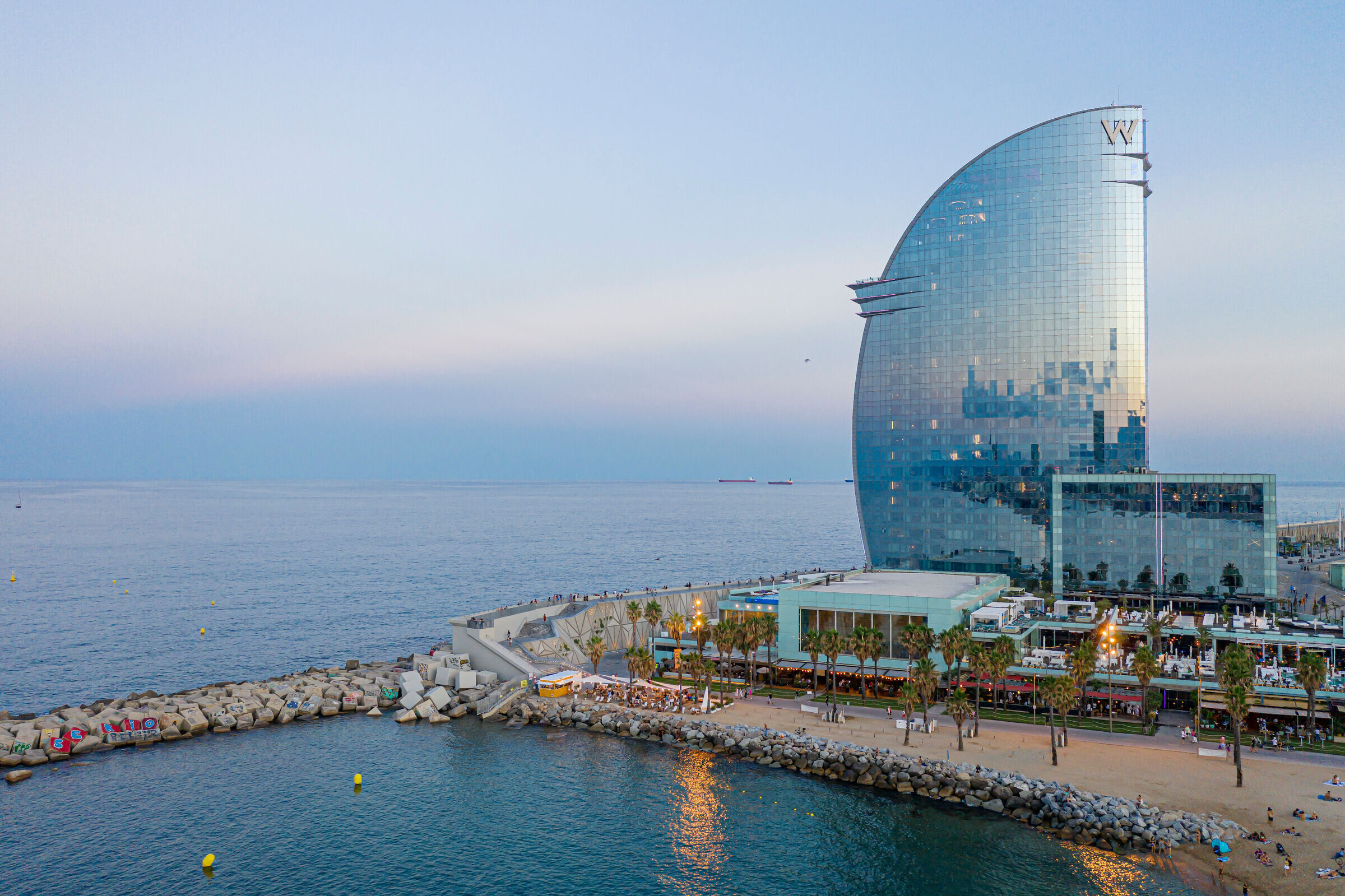 https://archello.com/story/119181/attachments/photos-videos/2 photo_credit Adrià Goula