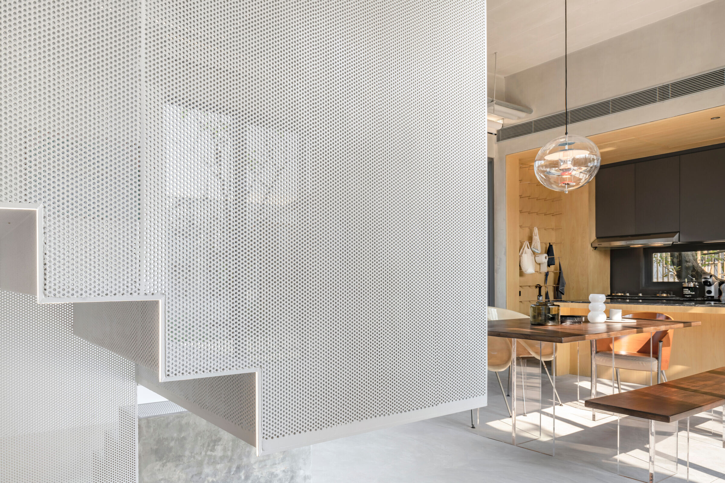 https://archello.com/story/119277/attachments/photos-videos/11 photo_credit Wison Tungthunya & W Workspace