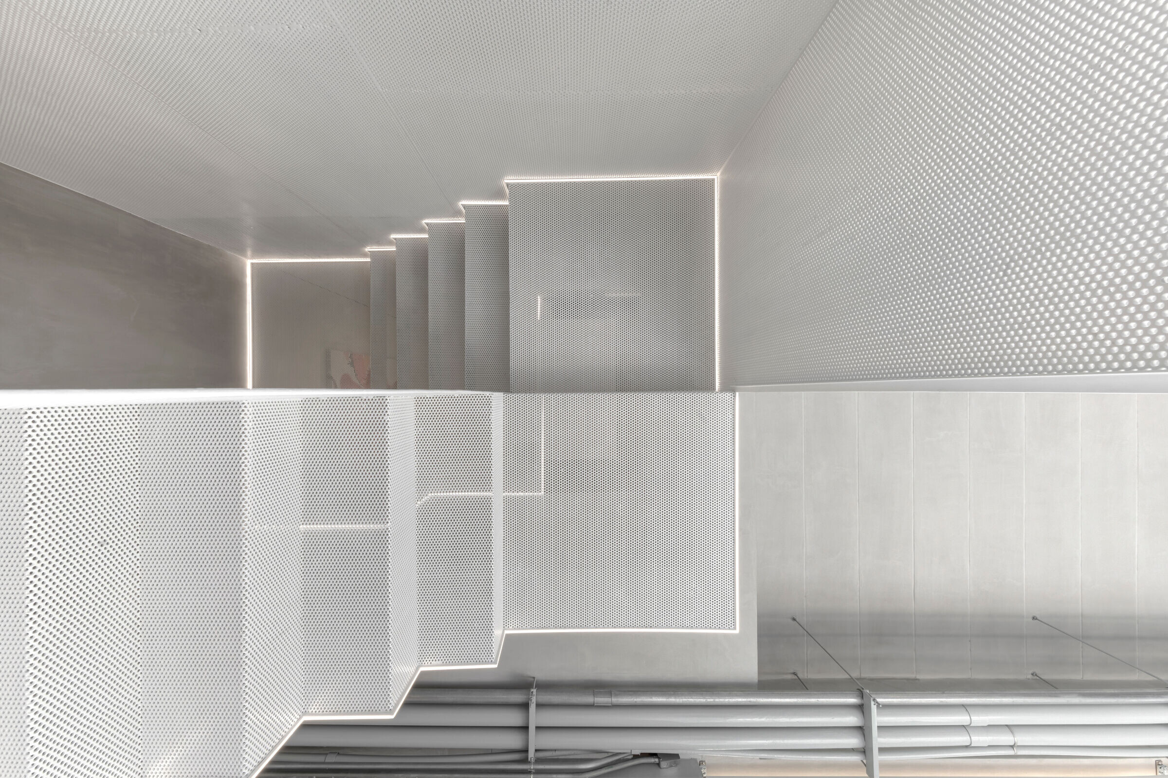 https://archello.com/story/119277/attachments/photos-videos/14 photo_credit Wison Tungthunya & W Workspace