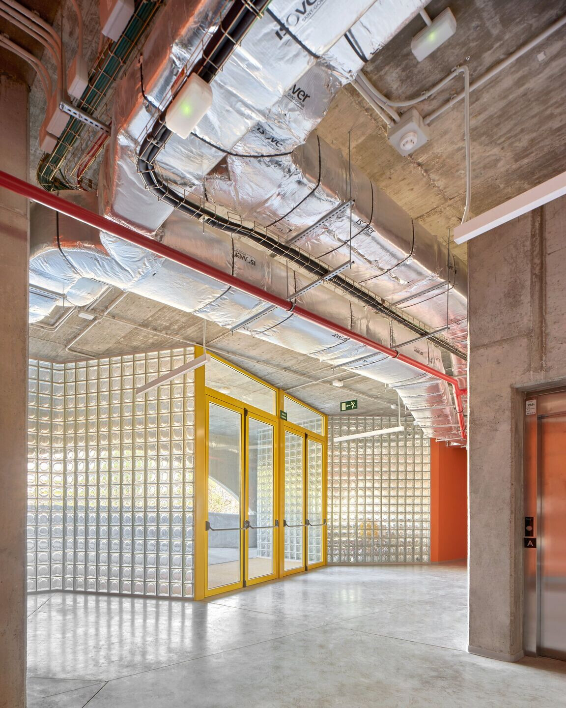 https://archello.com/story/119327/attachments/photos-videos/11 photo_credit José Hevia