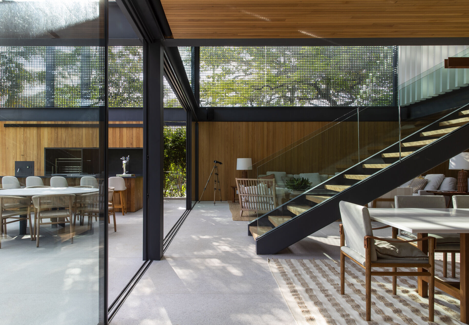 https://archello.com/story/119361/attachments/photos-videos/6 photo_credit Maíra Acayaba