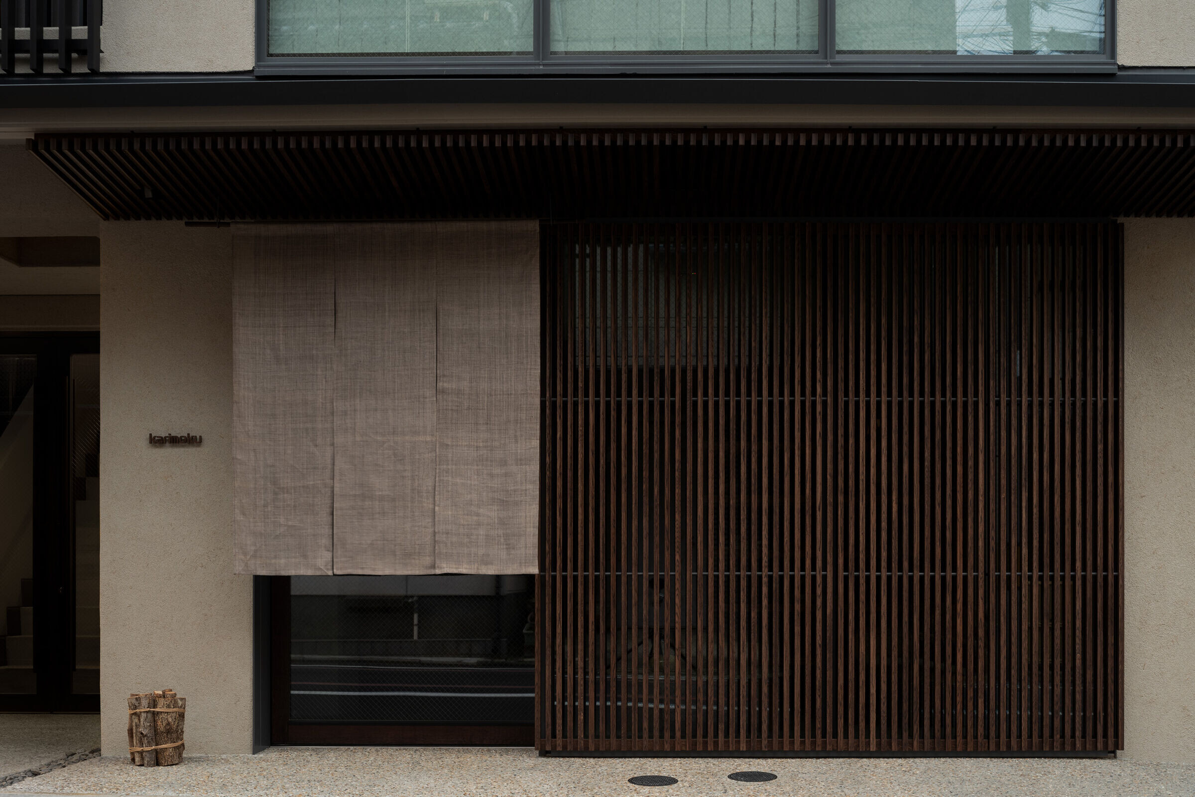 https://archello.com/story/119325/attachments/photos-videos/12 photo_credit Photographer: Tomooki Kengaku, Interior Stylist: Yumi Nakata
