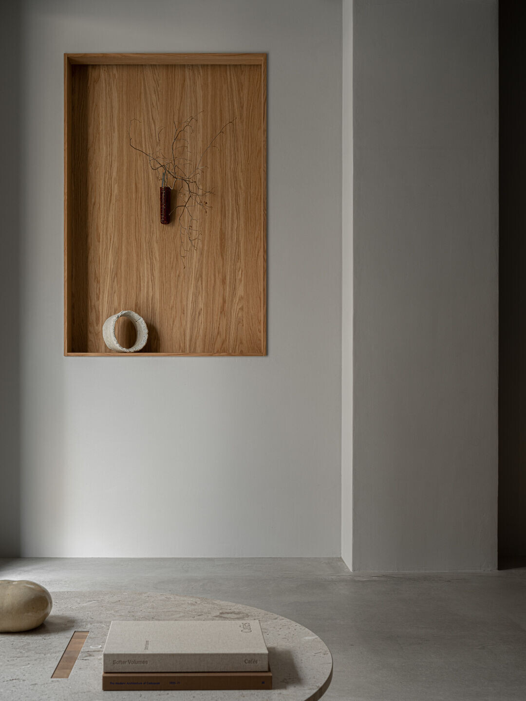 https://archello.com/story/119325/attachments/photos-videos/13 photo_credit Photographer: Tomooki Kengaku, Interior Stylist: Yumi Nakata