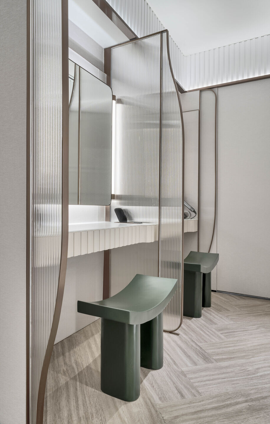 https://archello.com/story/119374/attachments/photos-videos/5 photo_credit Millimeter Interior Design Ltd.