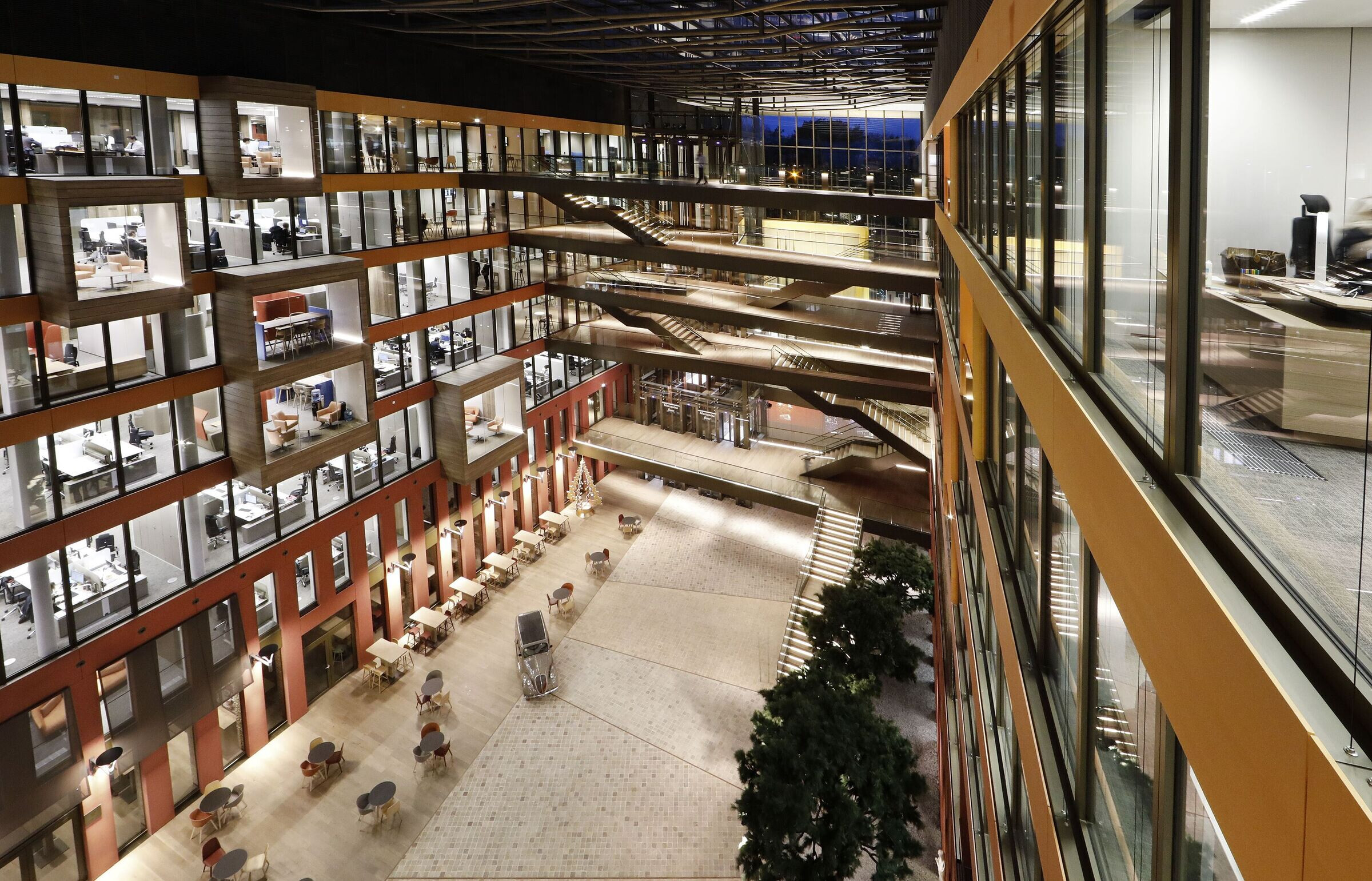 https://archello.com/story/119980/attachments/photos-videos/22 photo_credit Ferrero