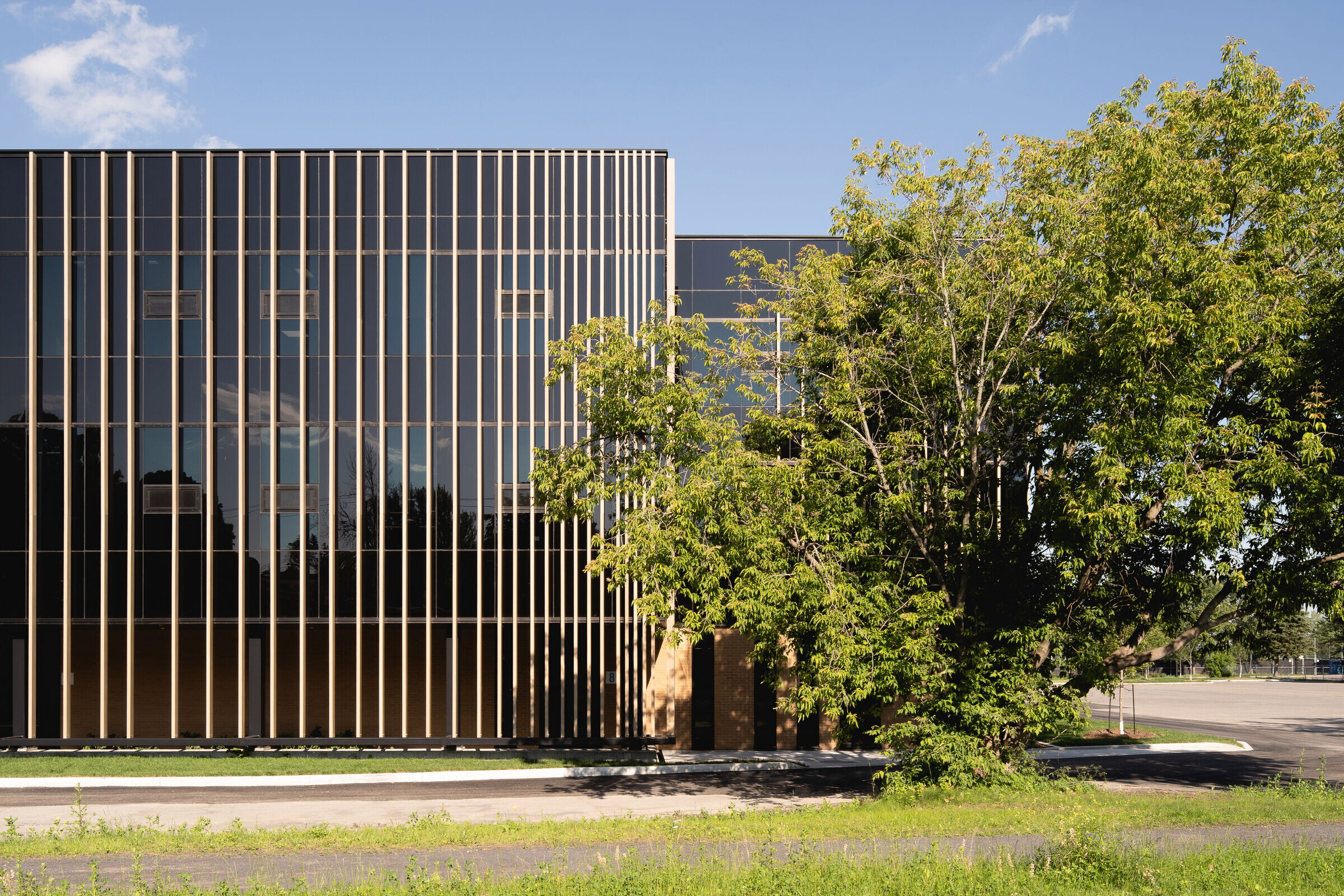 https://archello.com/story/119955/attachments/photos-videos/5 photo_credit Raphael Thibodeau