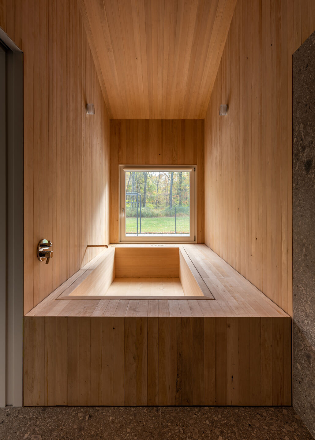 https://archello.com/story/120055/attachments/photos-videos/6 photo_credit Alan Tansey
