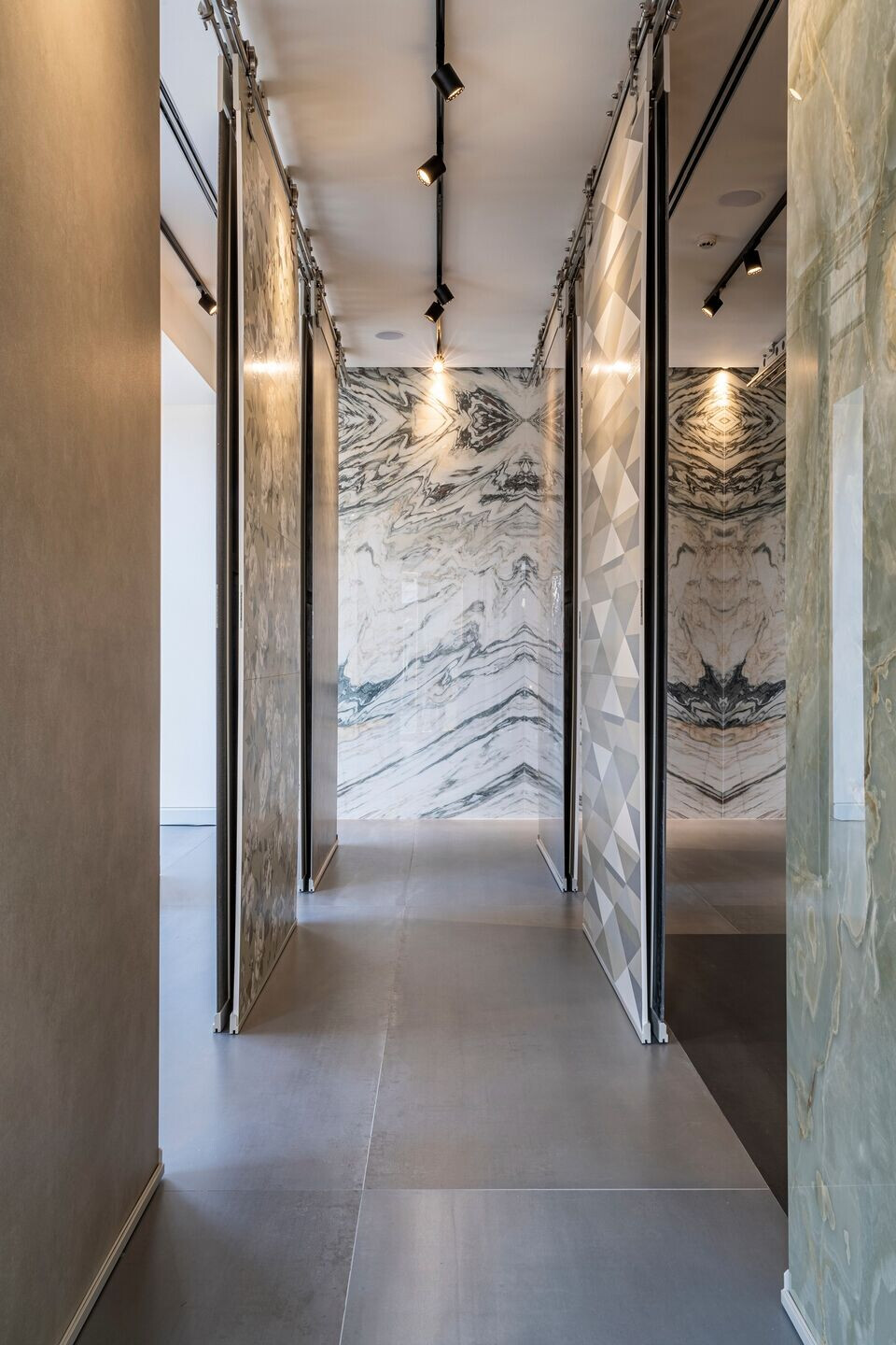 https://archello.com/story/120075/attachments/photos-videos/5 photo_credit Studio Bonus, Courtesy of Marazzi