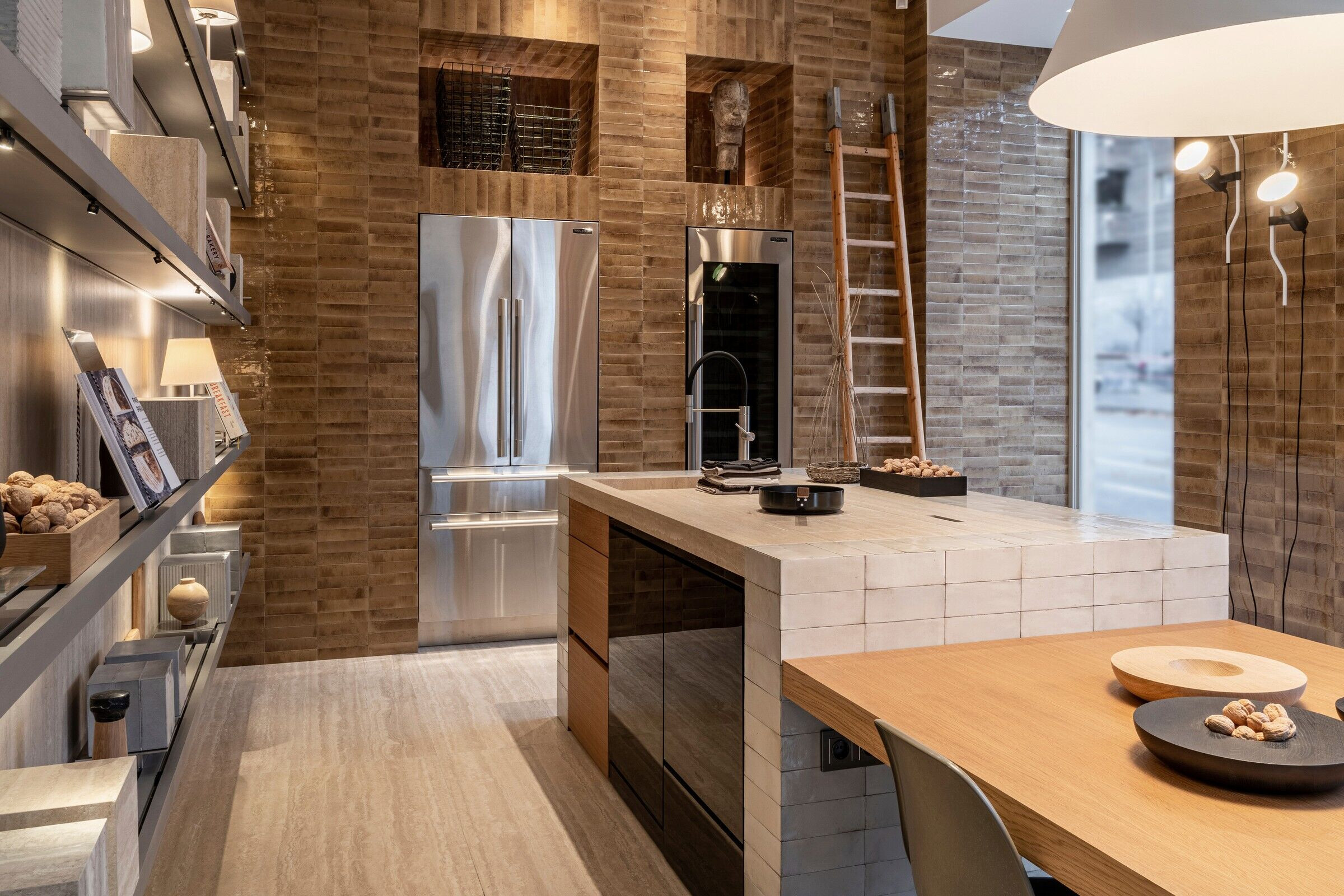 https://archello.com/story/120075/attachments/photos-videos/6 photo_credit Studio Bonus, Courtesy of Marazzi