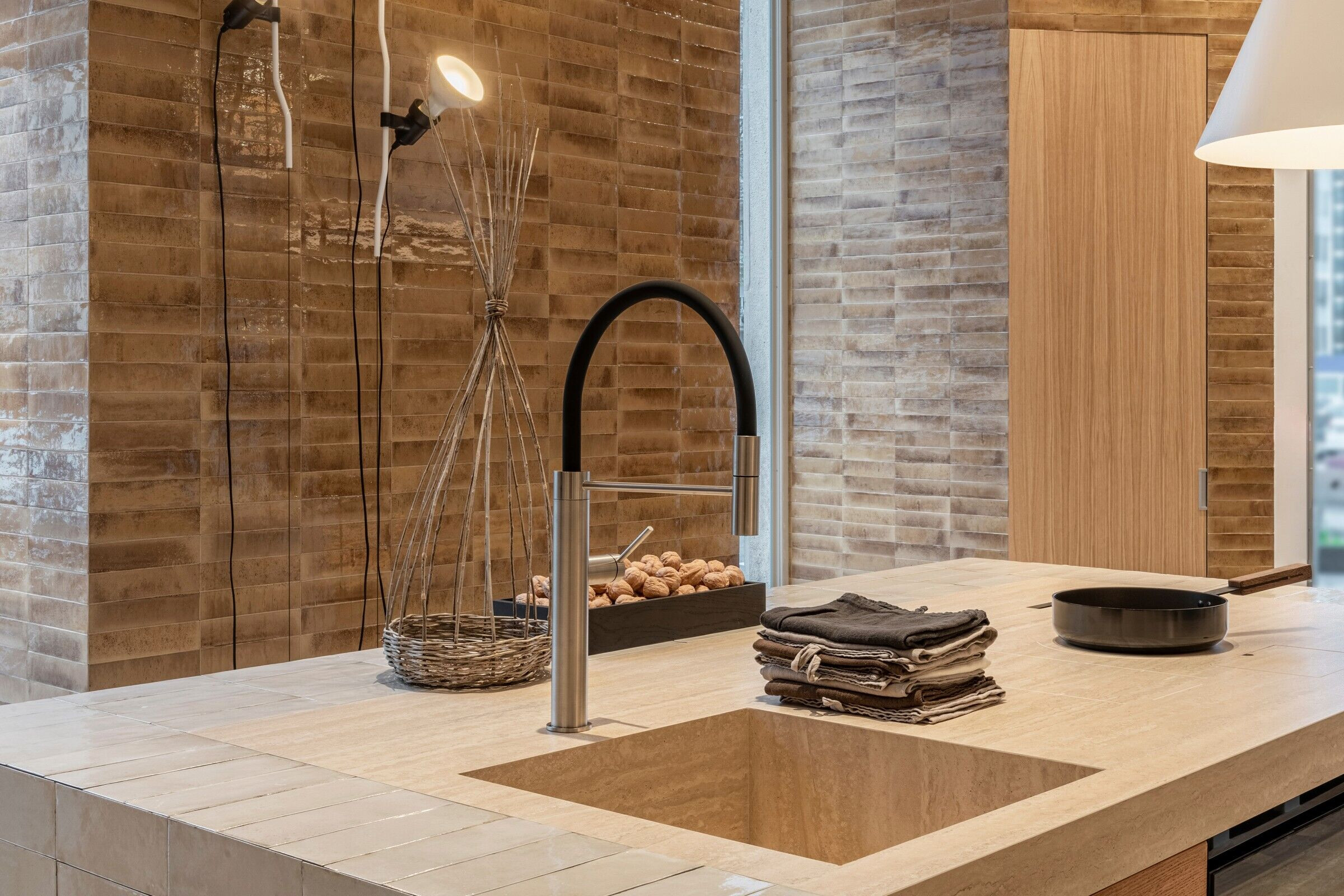 https://archello.com/story/120075/attachments/photos-videos/7 photo_credit Studio Bonus, Courtesy of Marazzi